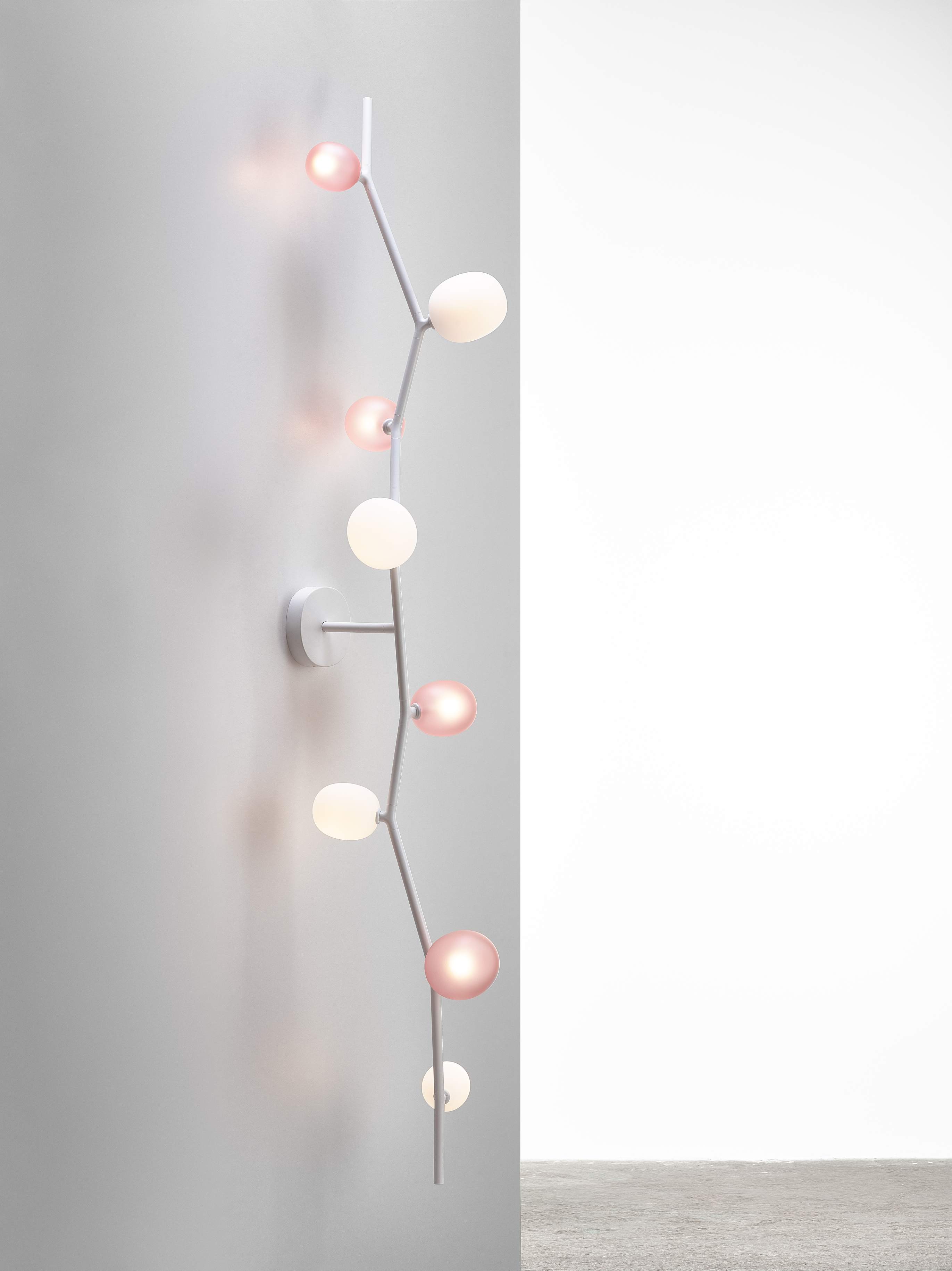 Ivy Matte Glaswandlampe