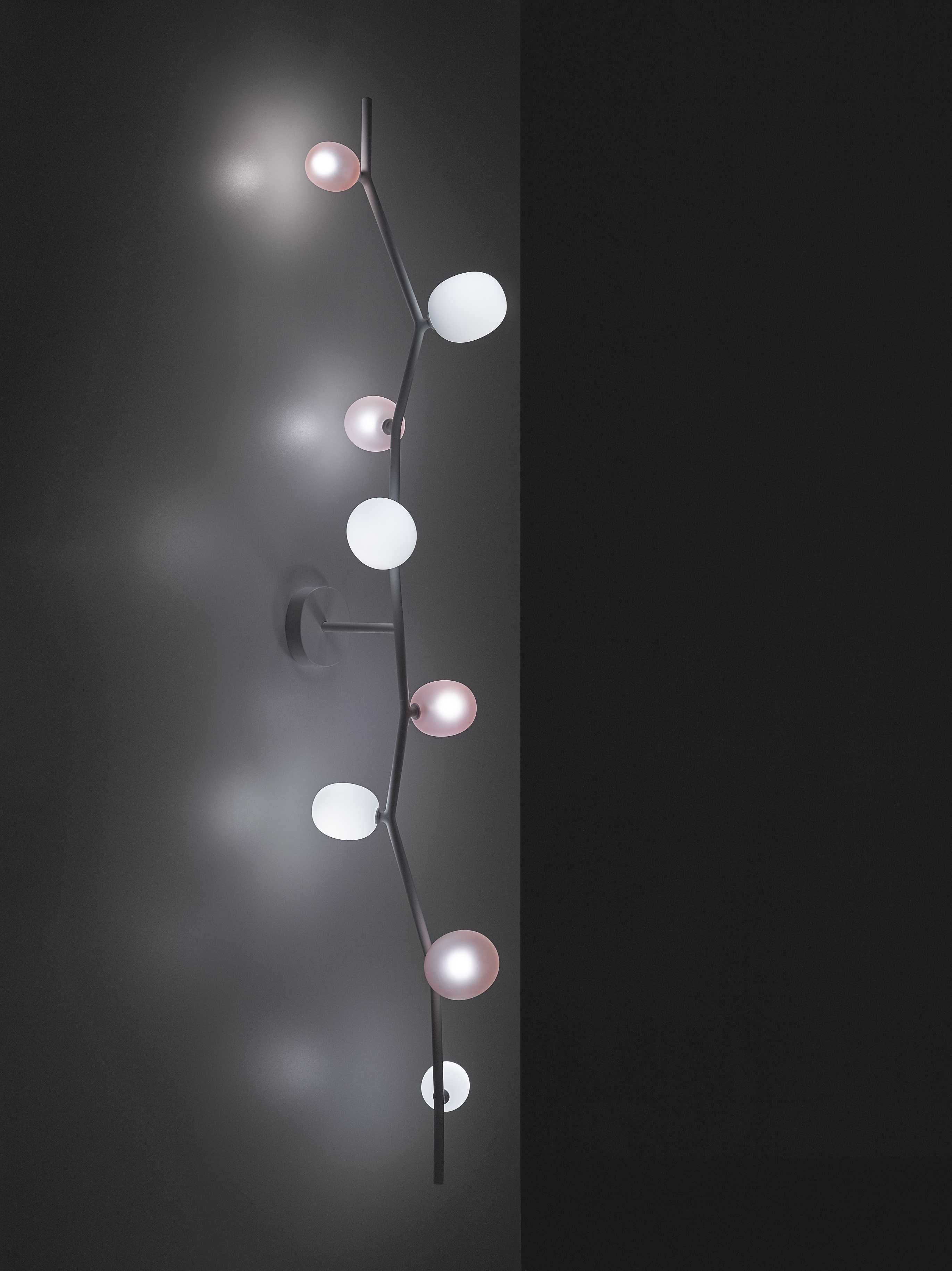 Ivy Matte Glaswandlampe