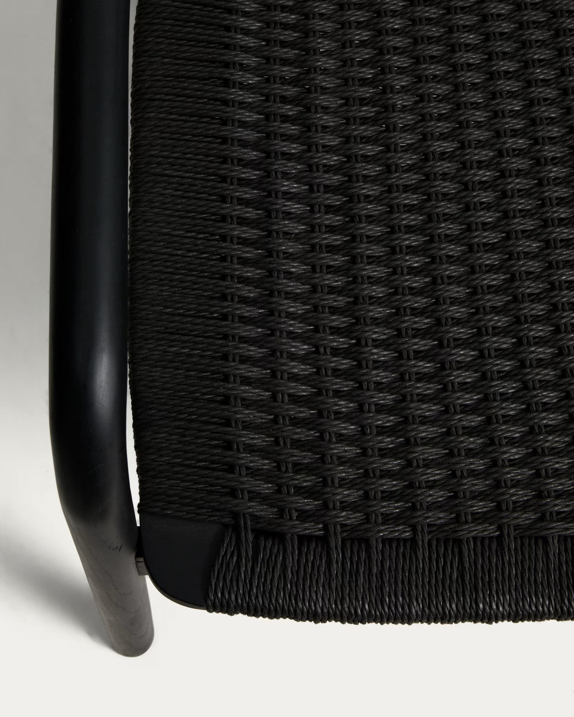 DERILE Armchair Black