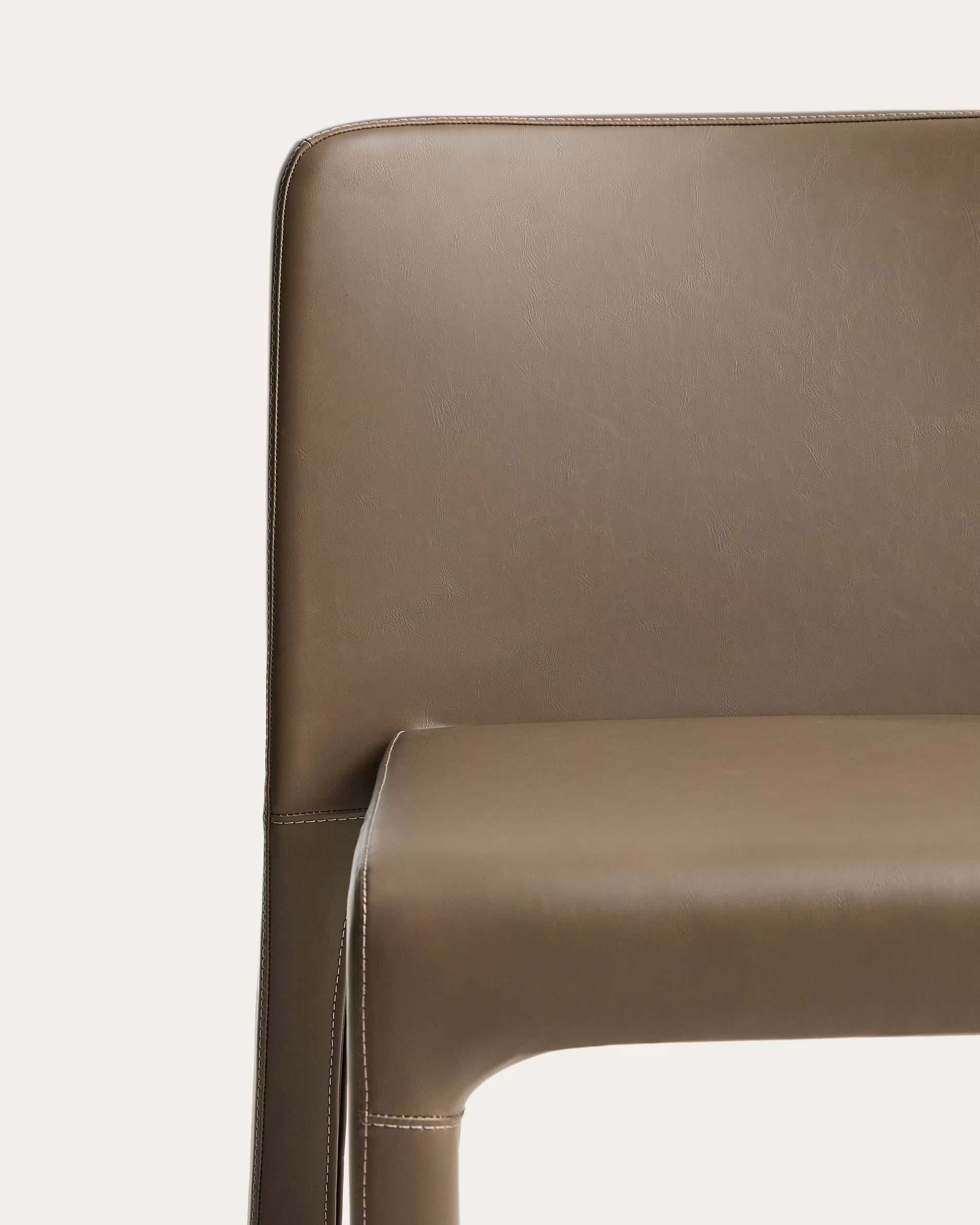 LORIA Chair Brown