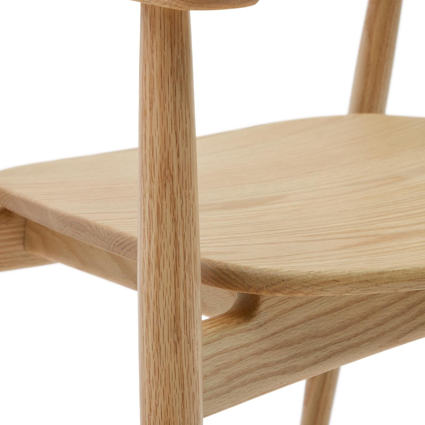 FONDES chair made of solid oak wood