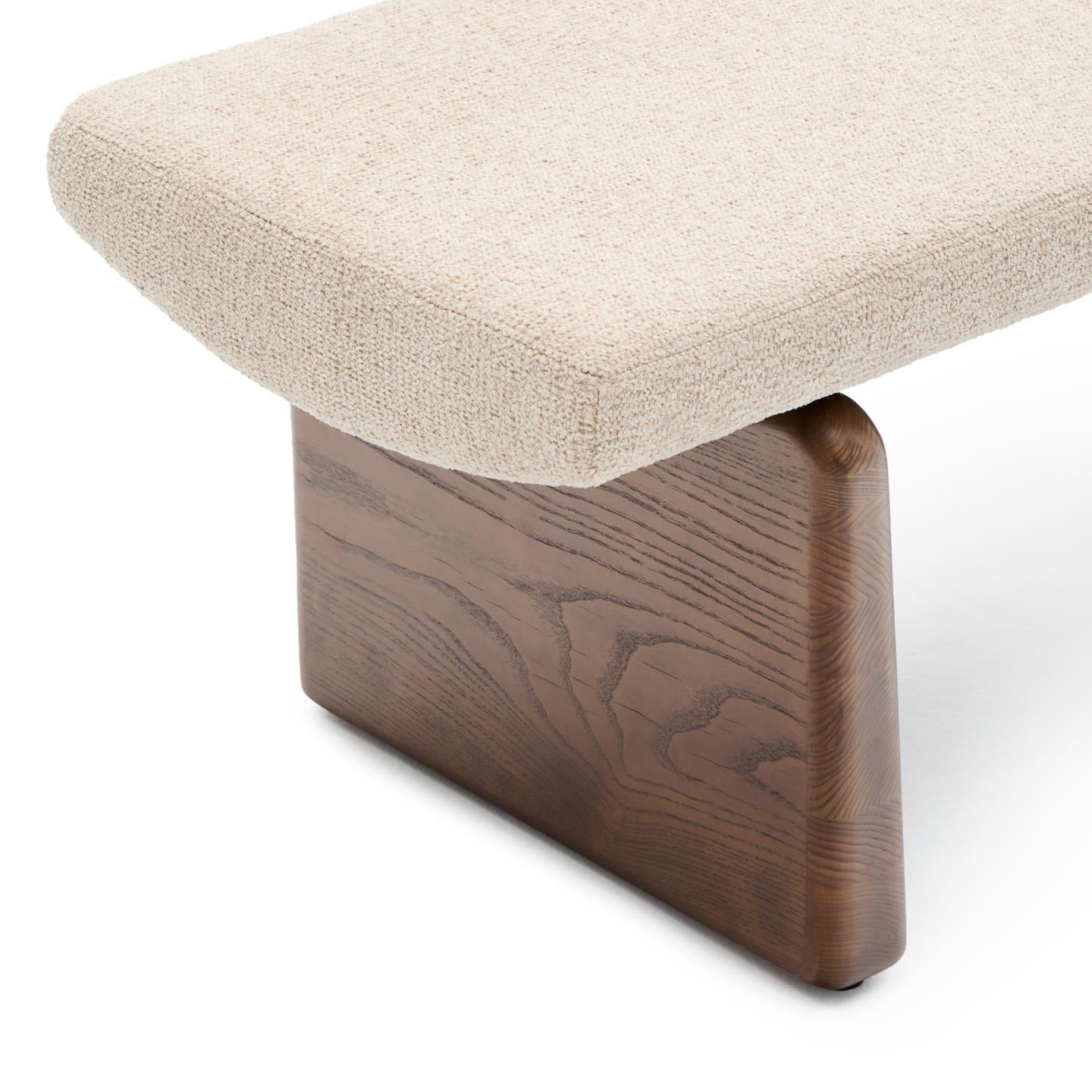 TOPAZ bench in beige chenille with a dark ash base