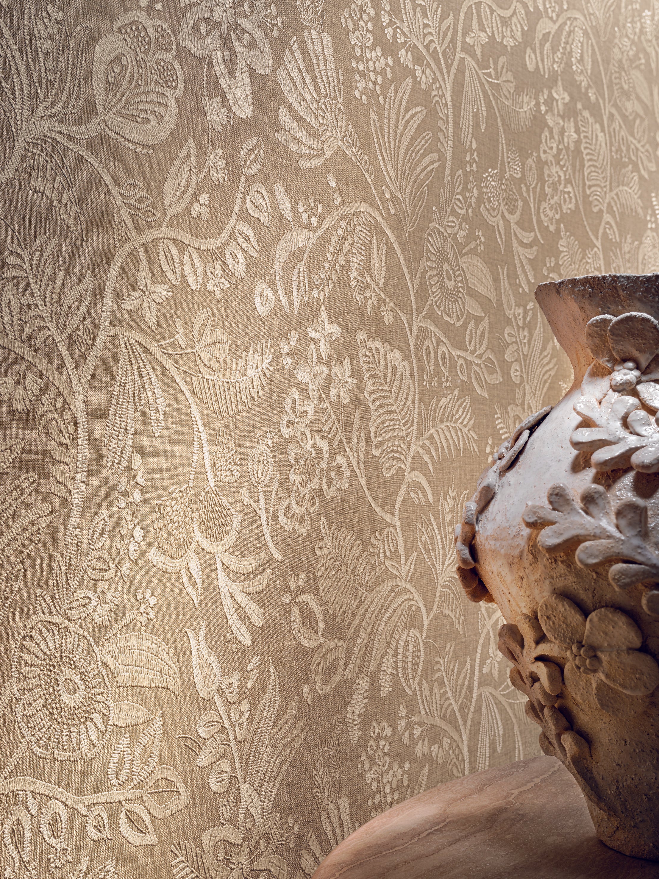 Structural wallpaper imitating embroidery with a floral and leaf pattern PASTEL dark green