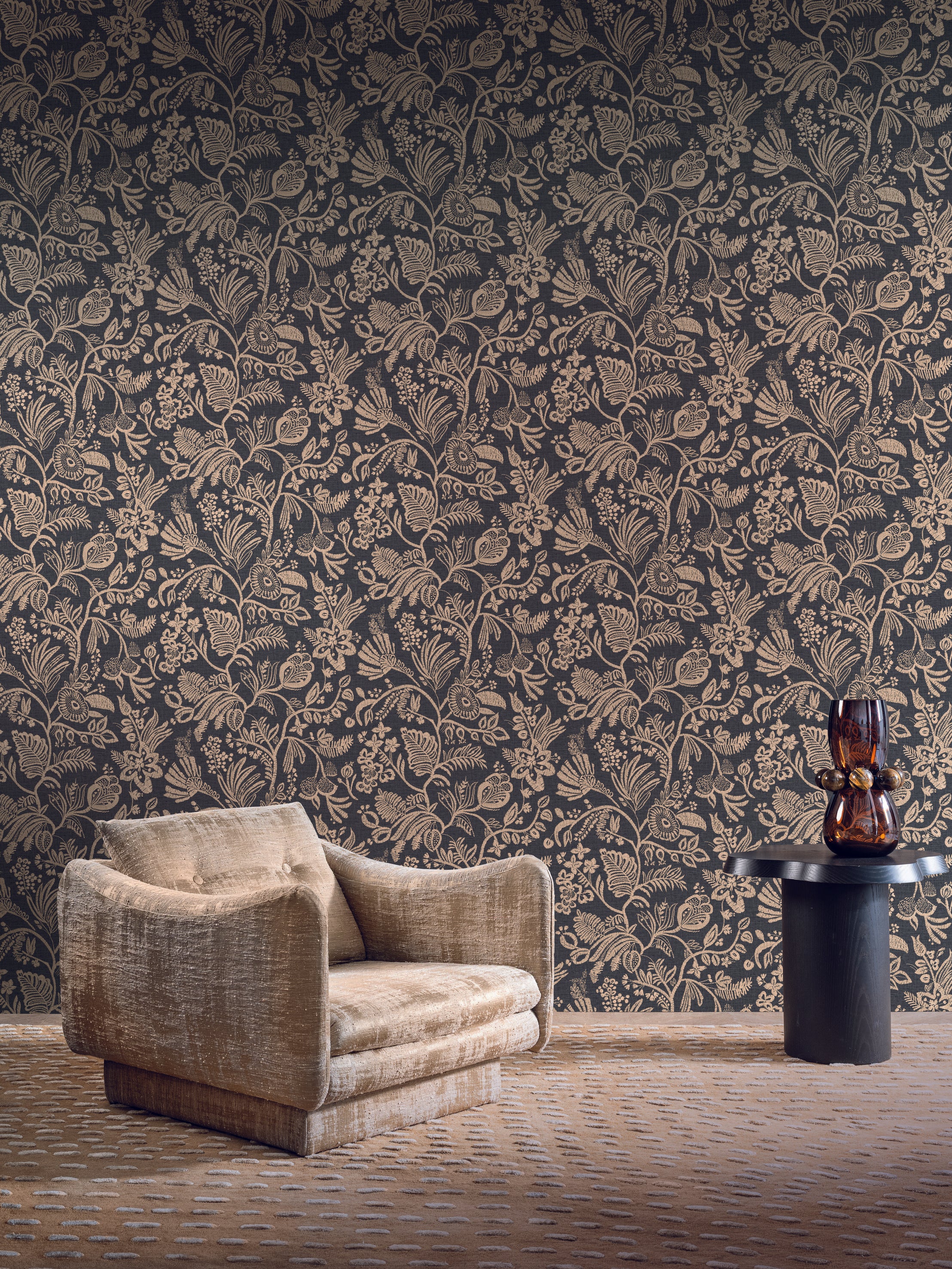 Structural wallpaper imitating embroidery with a floral and leaf pattern PASTEL dark green