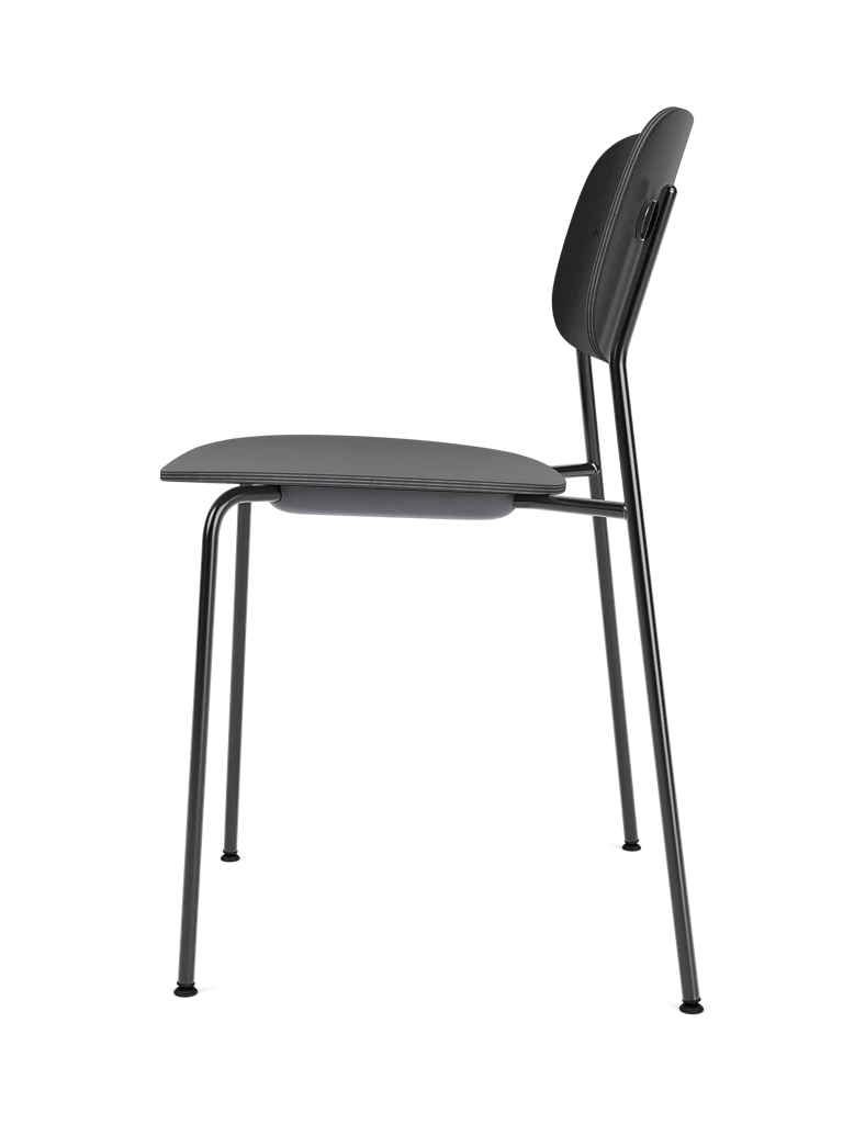 Stuhl CO schwarz Eichenfurnier mit schwarzem Gestell