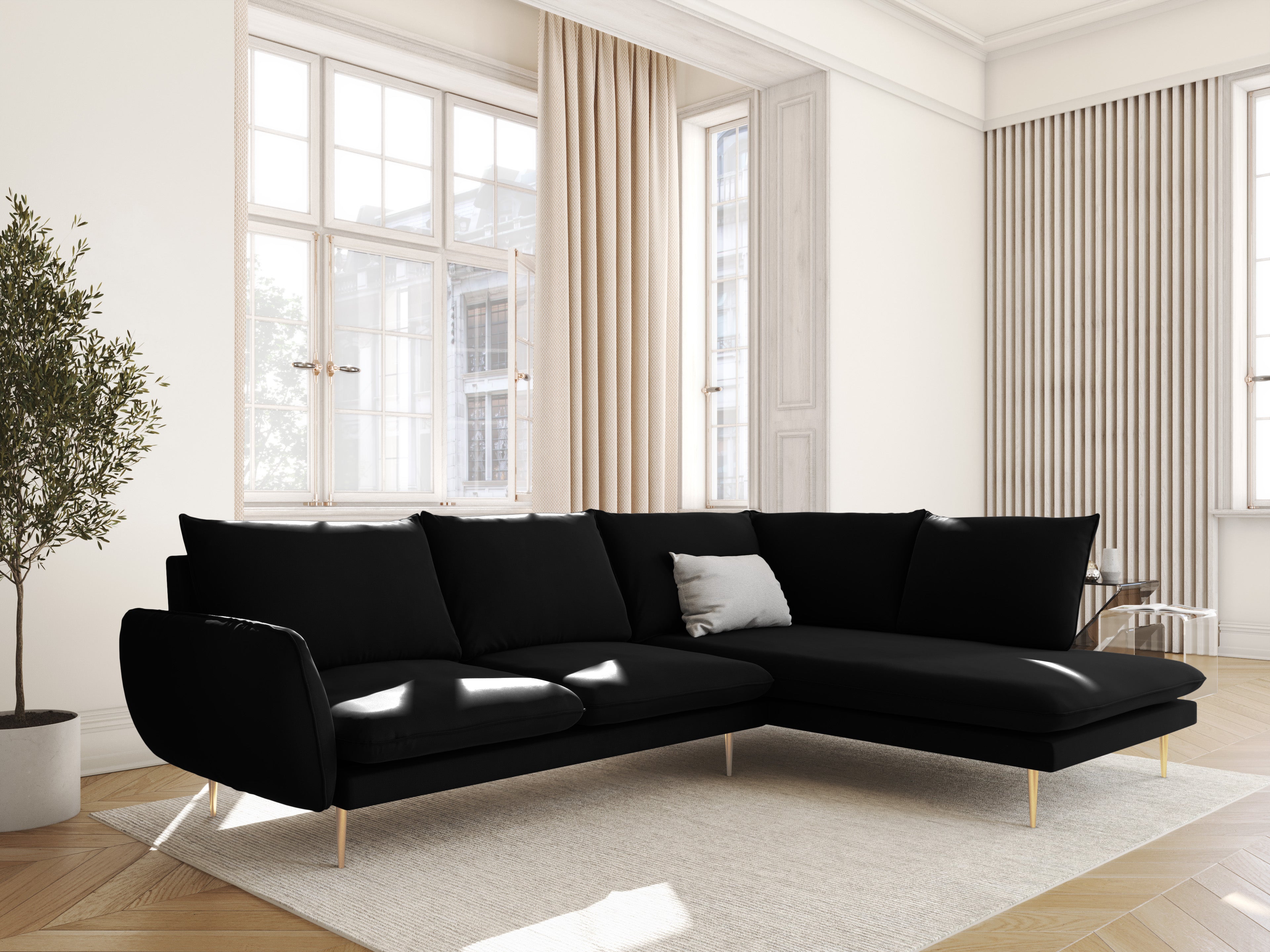 Sofa panoramisch samtig für 6 Personen VIENNA schwarz mit goldenem Fuß