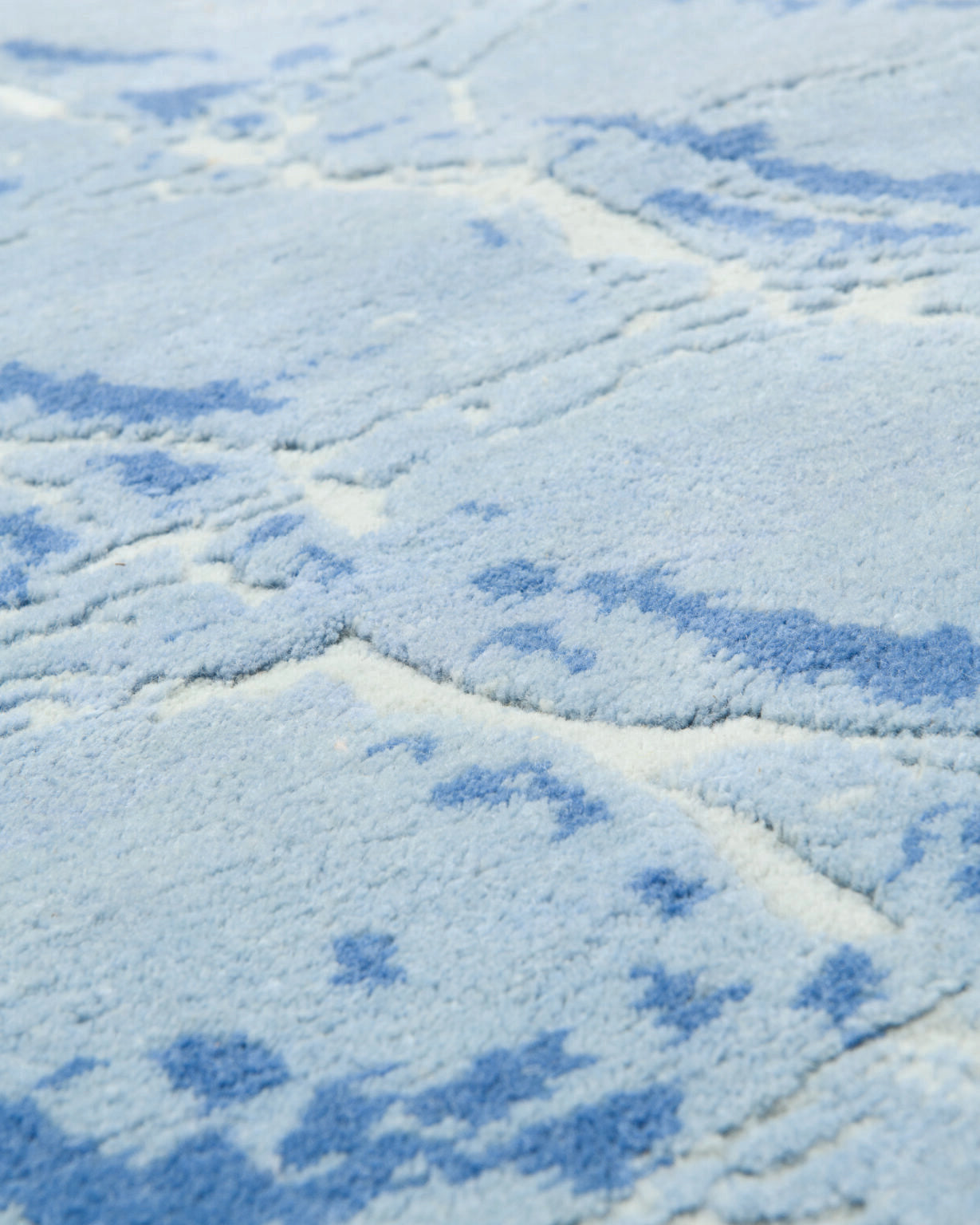 Asymmetrical Decorative Rug CROCODIL Blue