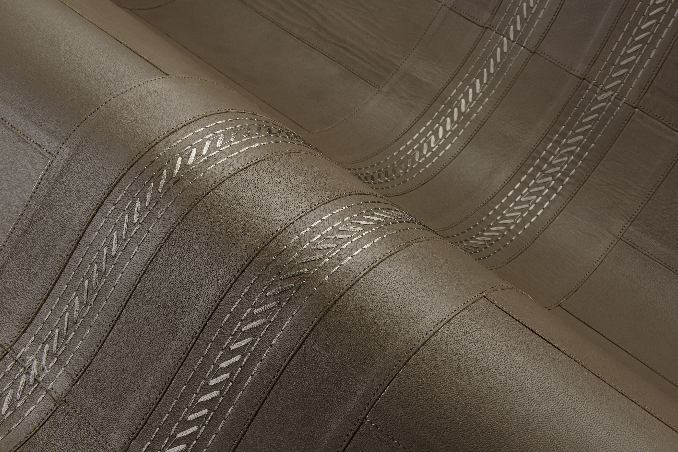 Natural leather wallpaper with geometric pattern GAMBISON brown