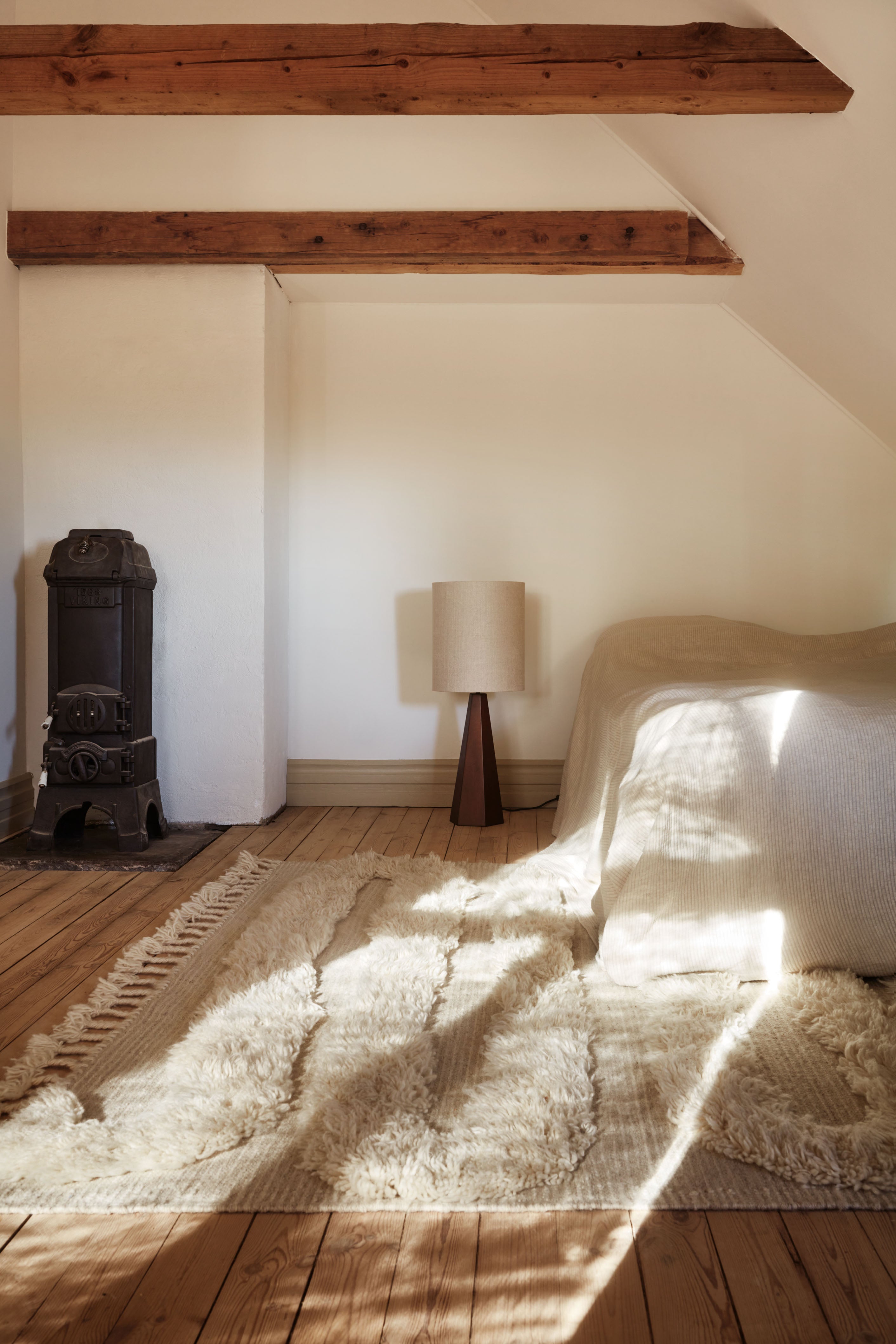 SNAKE RYA Cream Rug
