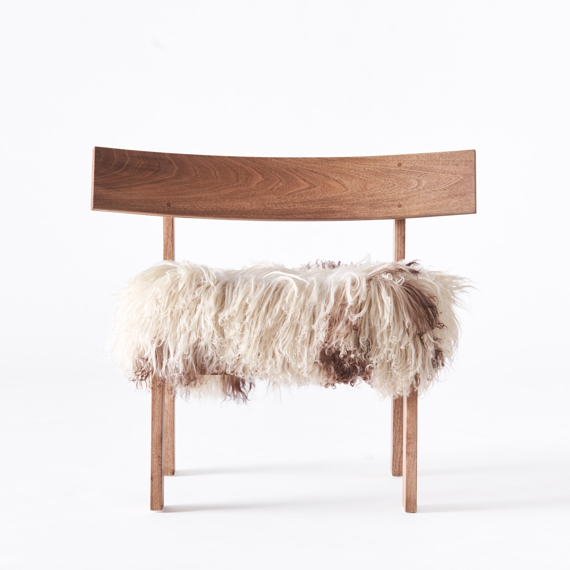 Sessel EASY aus Nussbaumholz und Schafsleder