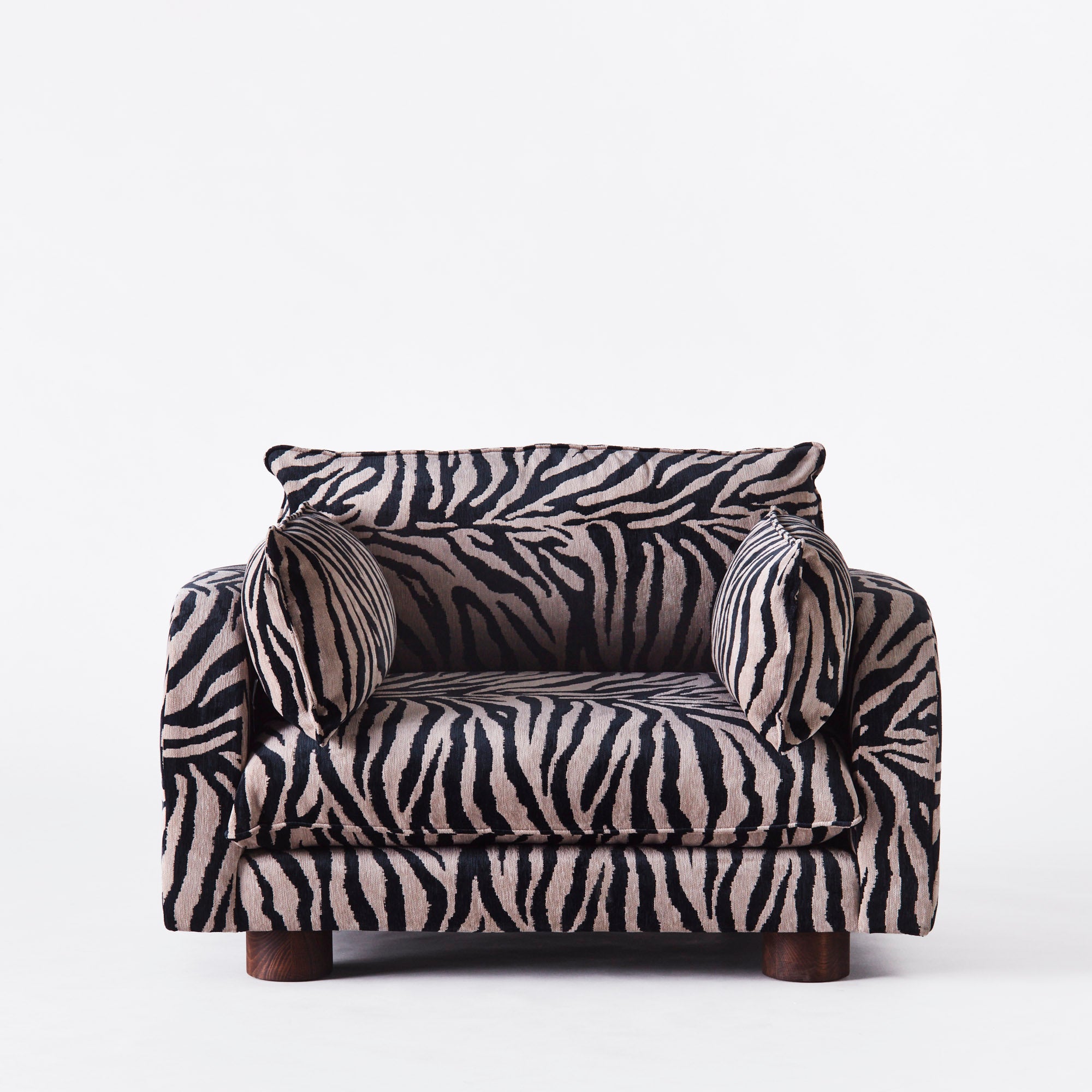MILES LOVESEAT zebra chair