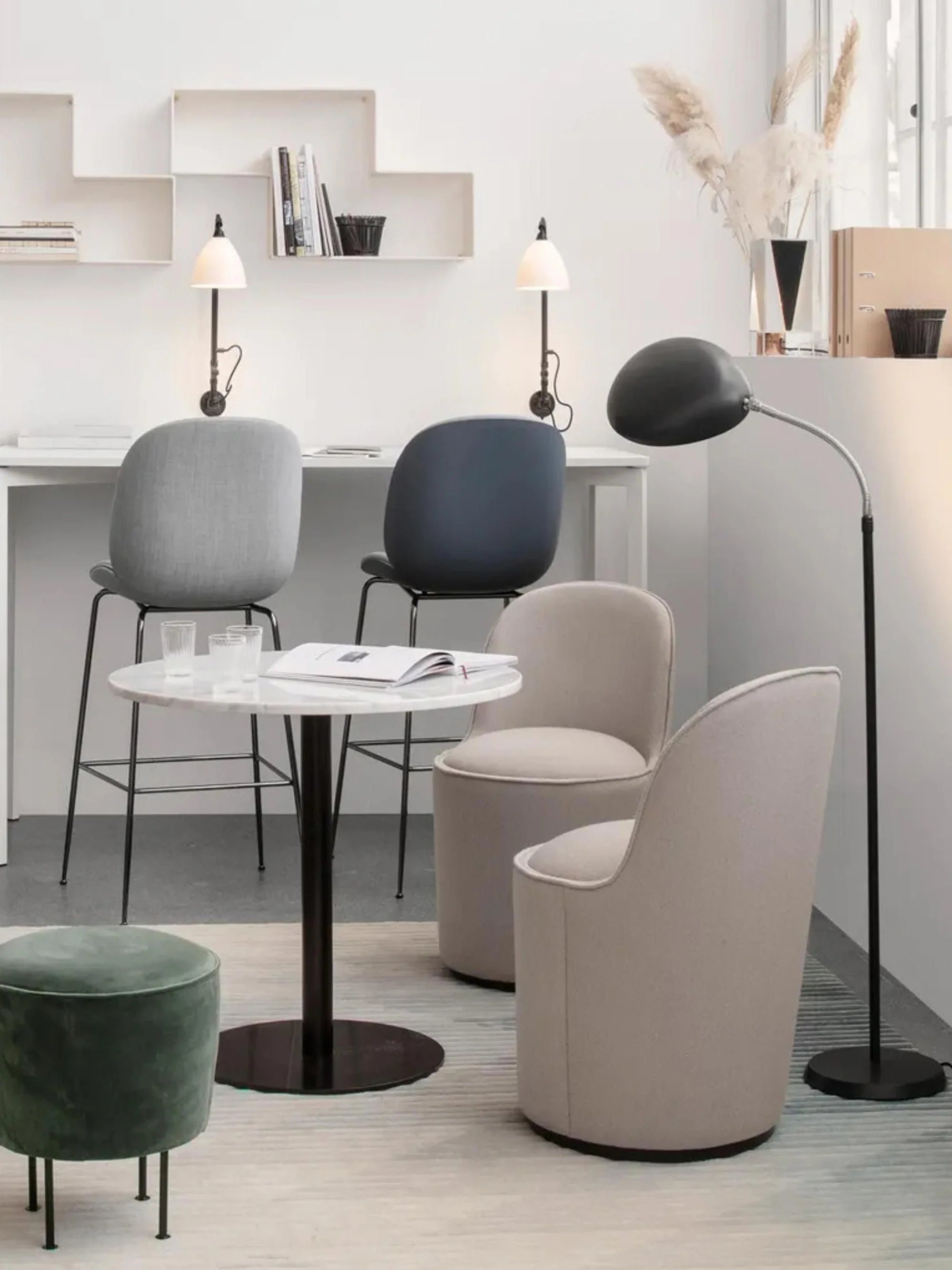 Stehlampe zum Lesen COBRA schwarz