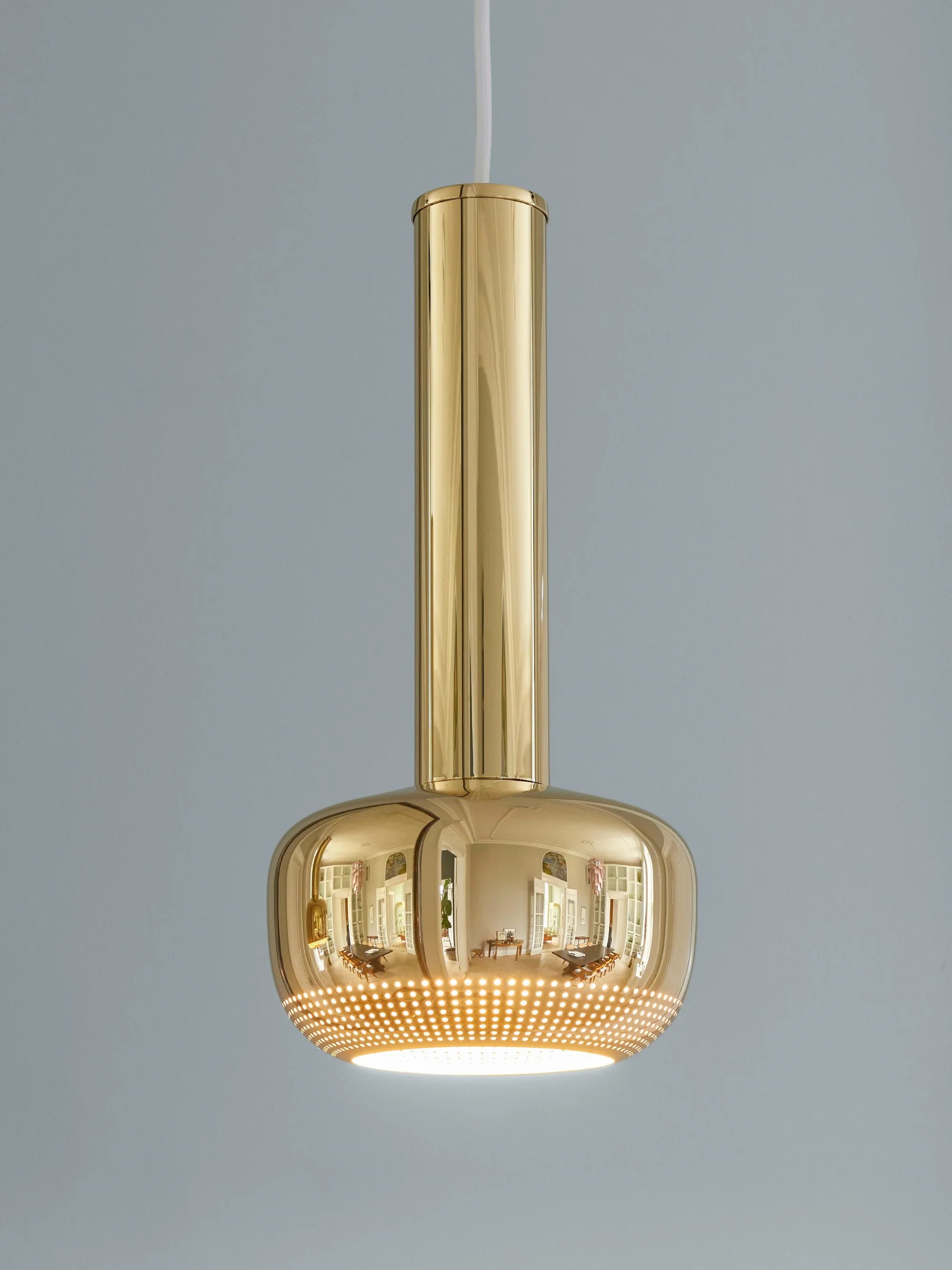Lampa wisząca VL 56 polerowany mosiądz – Louis Poulsen