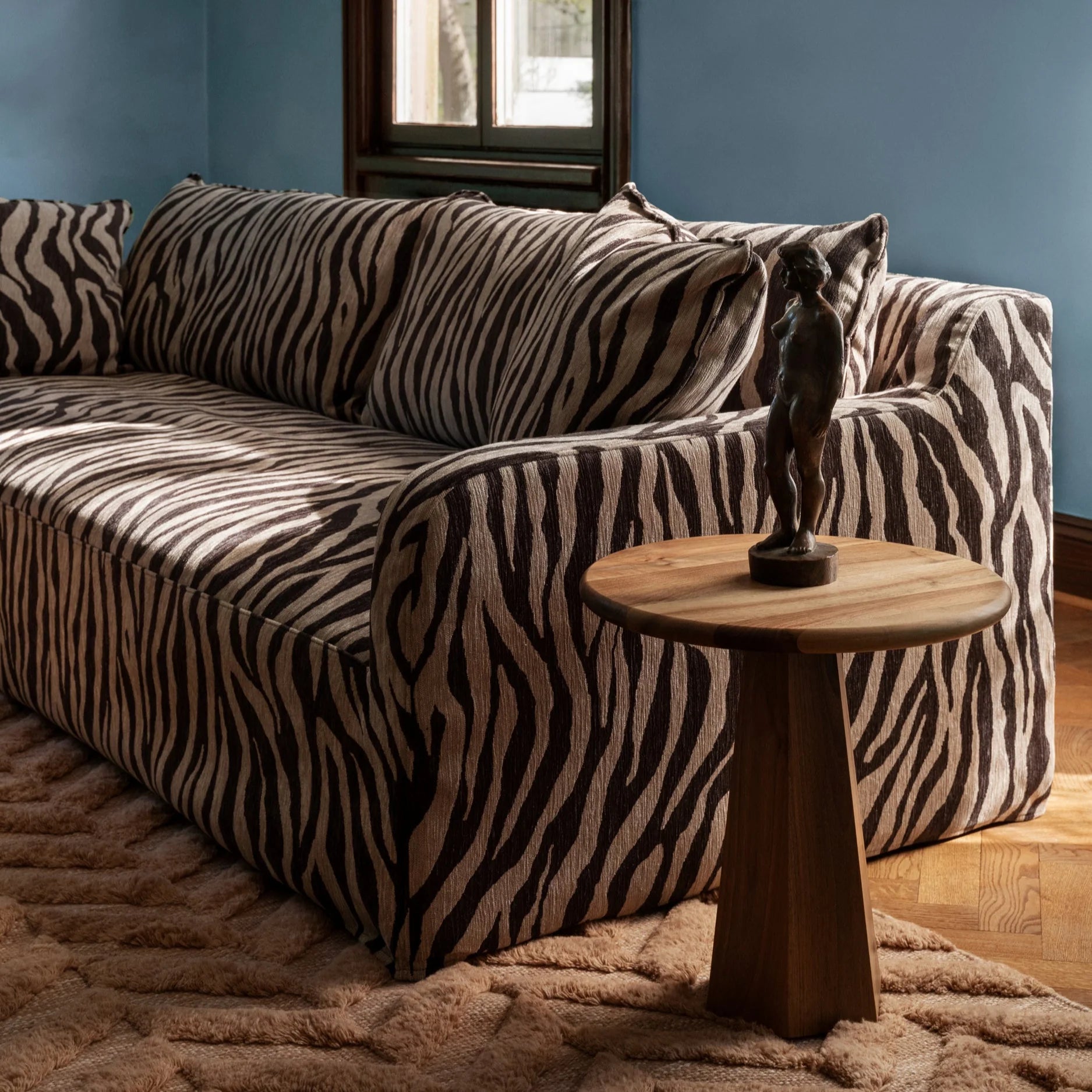 DOLORES zebra sofa