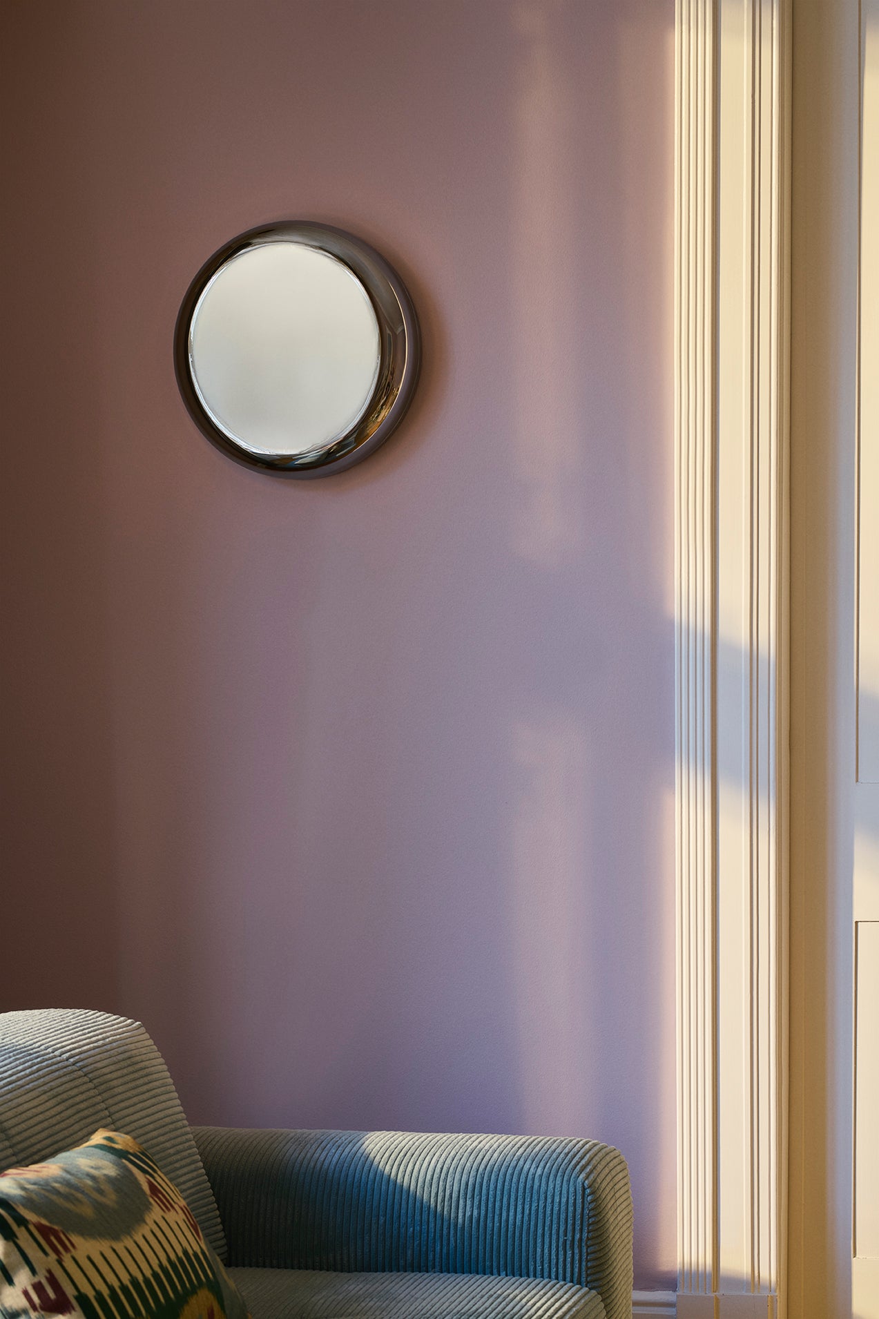 Wandleuchte ENDLESS mit beschichtetem Glas