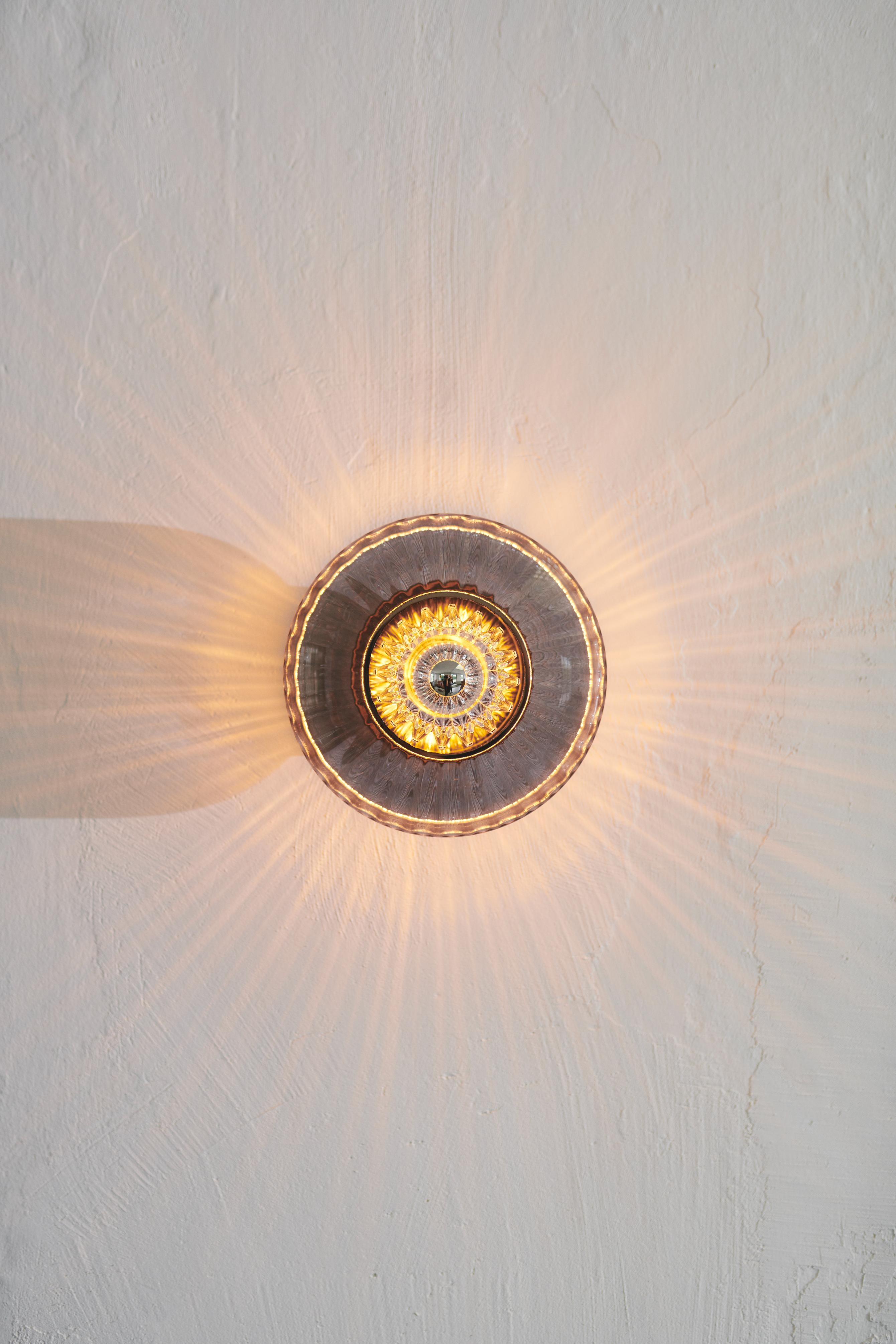 Wandleuchte NEW WAVE OPTIC aus Glas