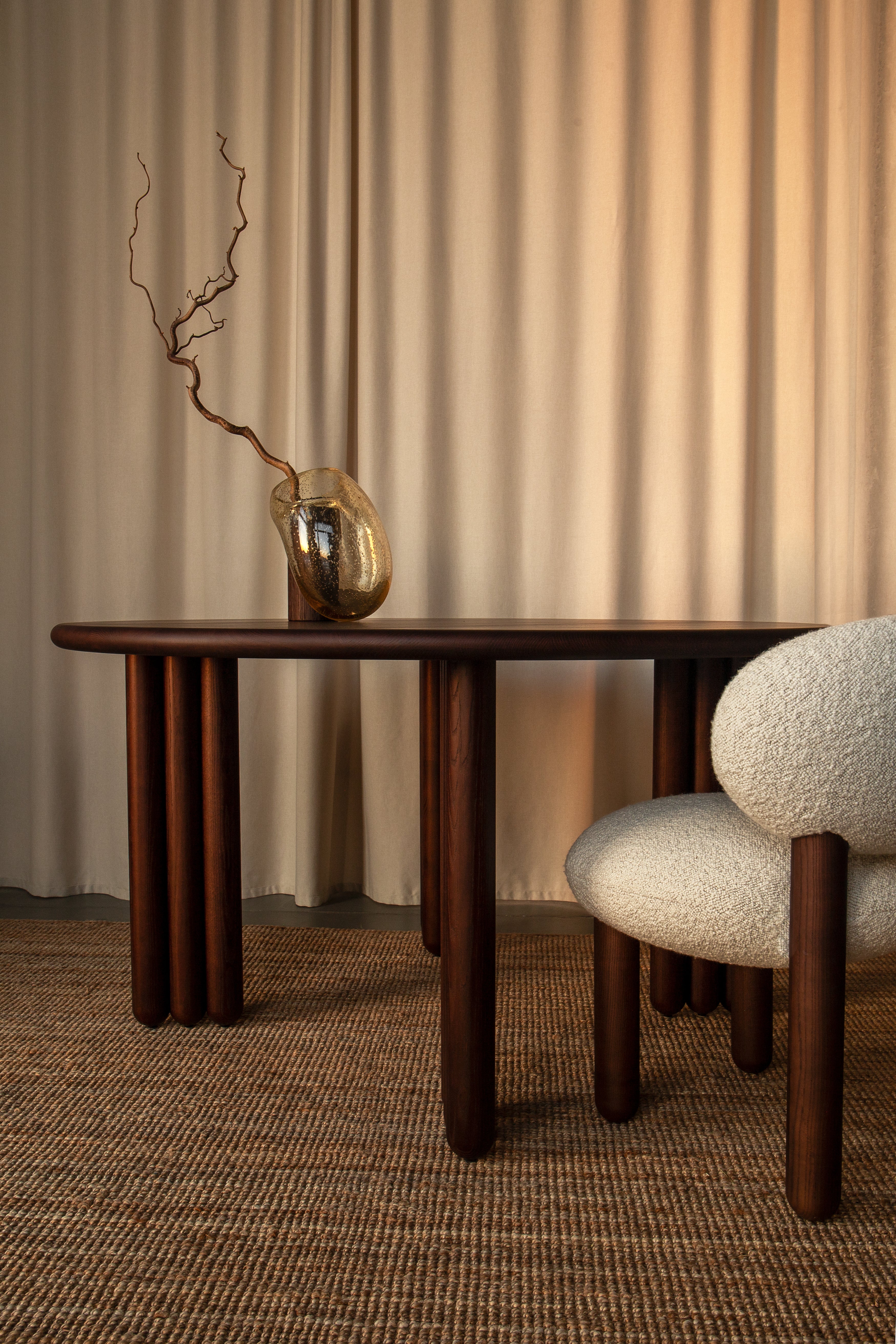 Round Table FLOCK Brown Ash Wood