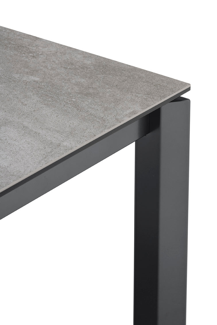 Expandable table DUCA with gray top and graphite base