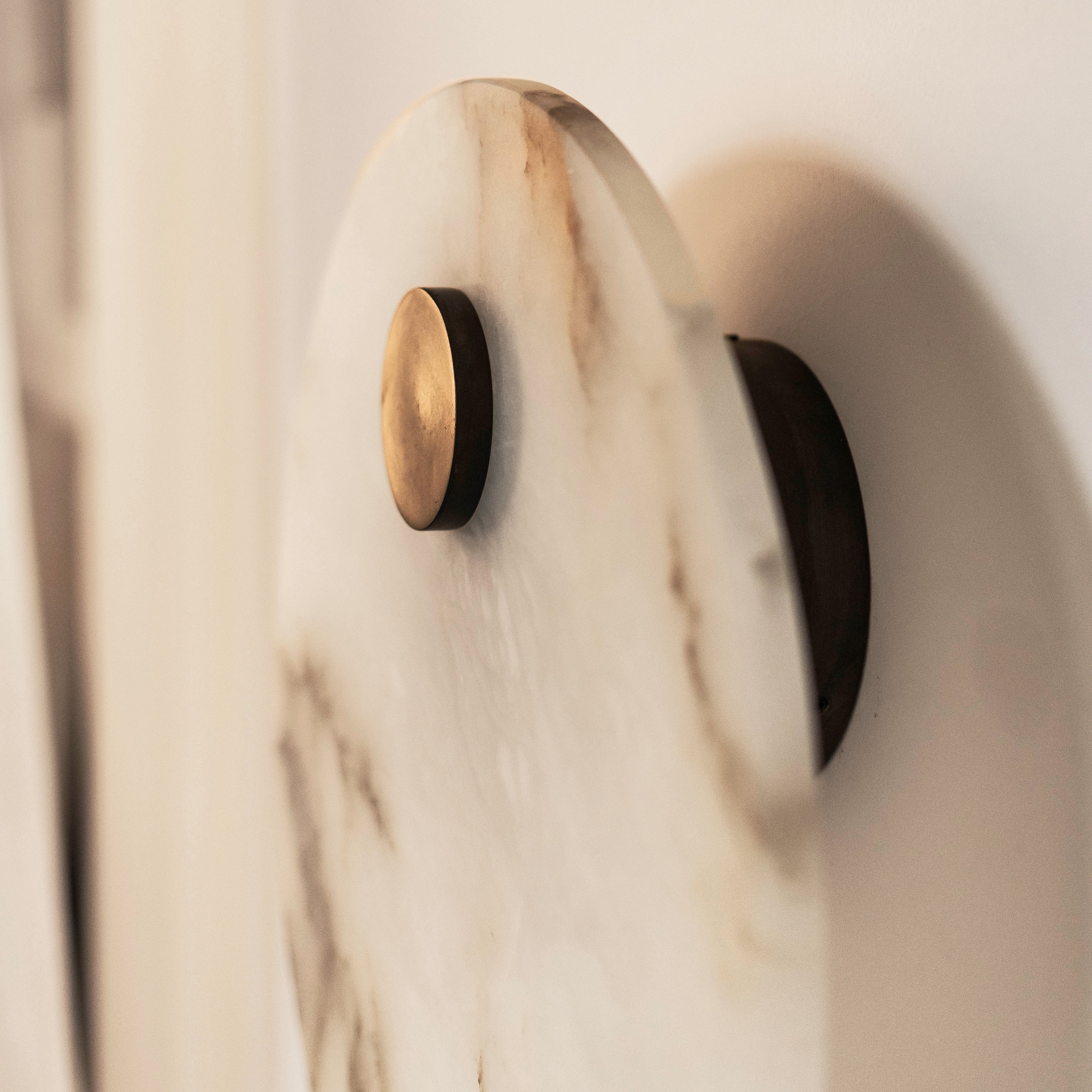 Wandleuchte aus Alabaster EOS Messing
