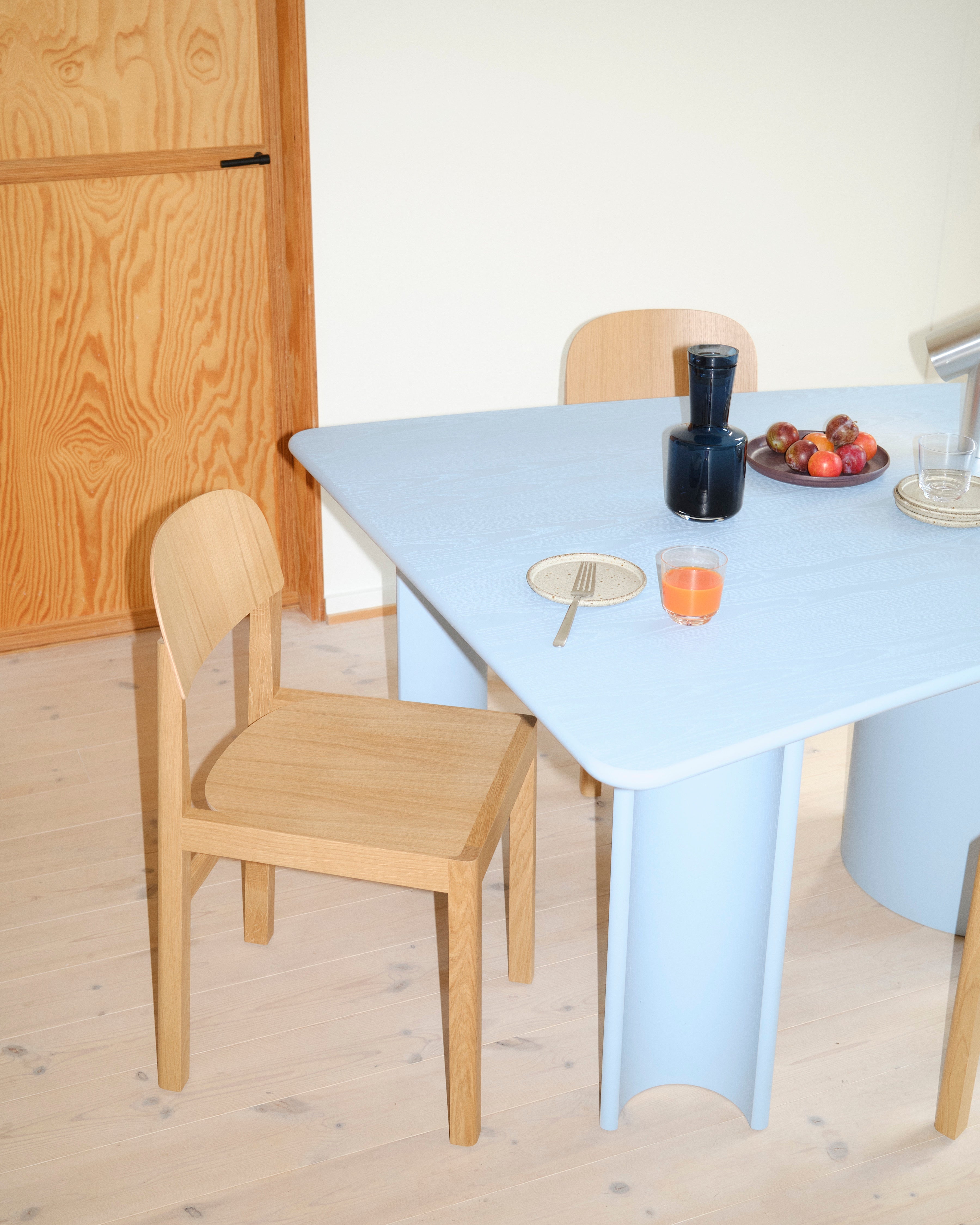 RE-NORM Blue Table
