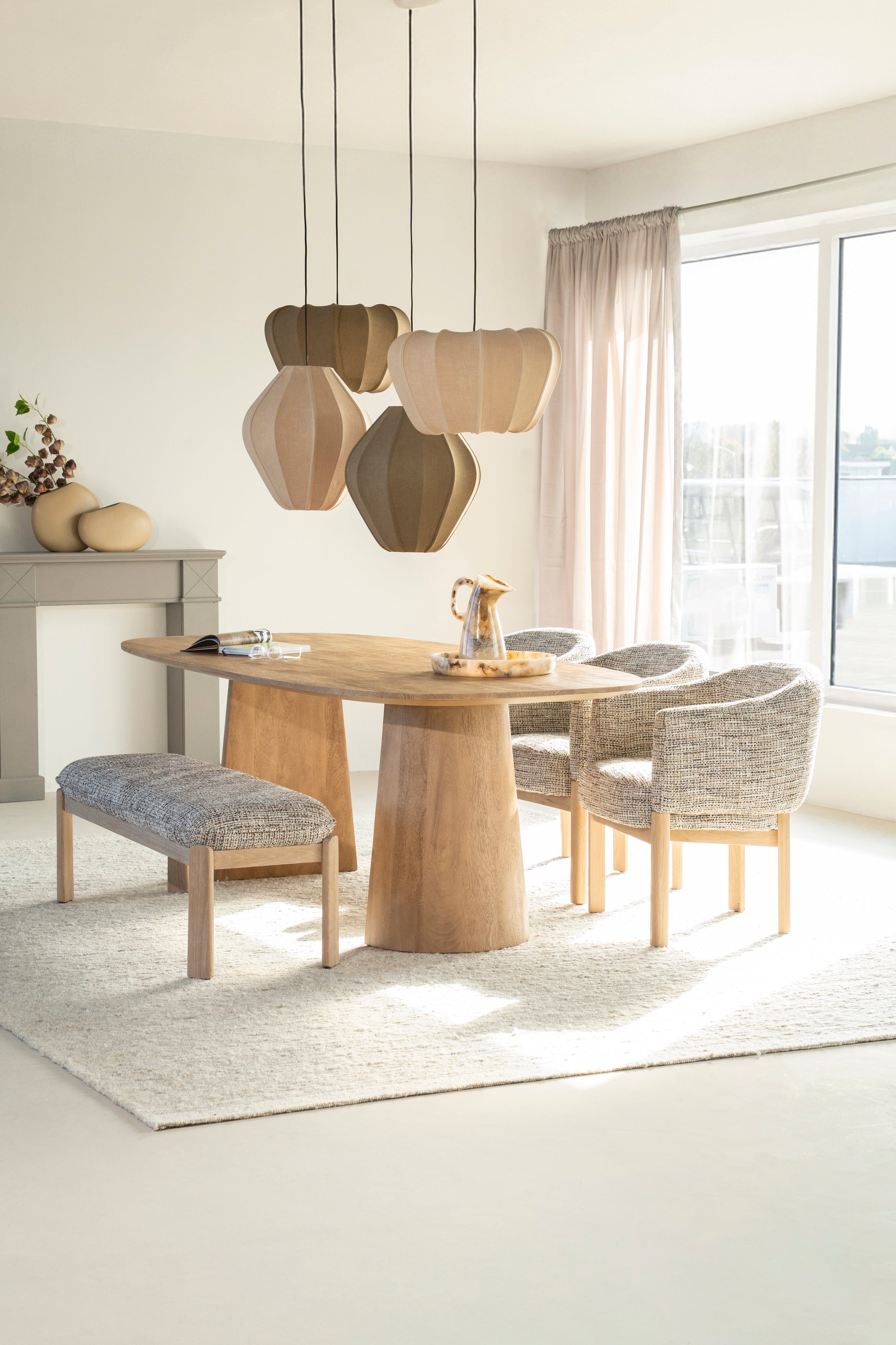 Sessel MICHA taupe mit Eichenbasis