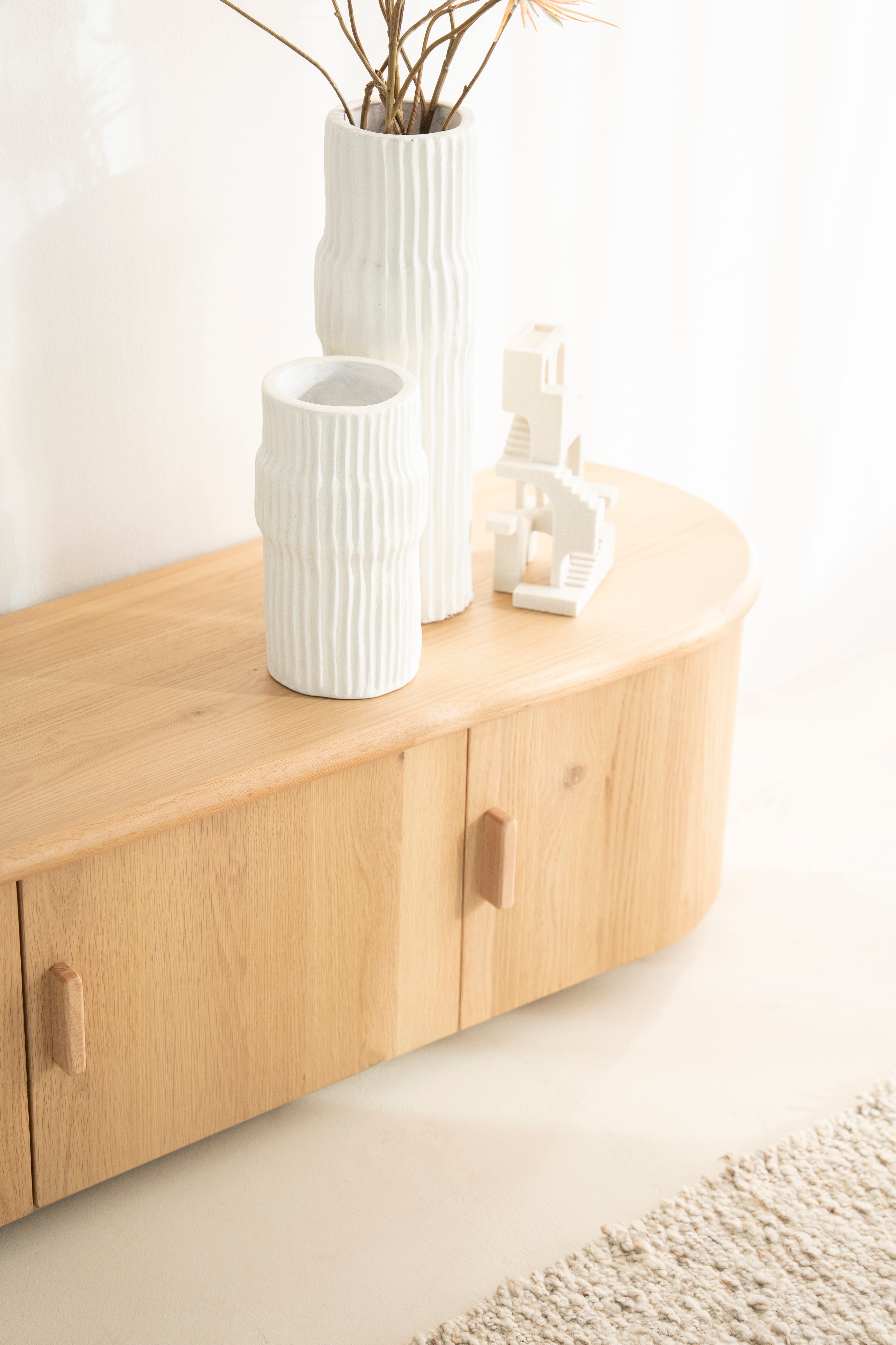 RTV-Sideboard JOSH aus Eichenholz