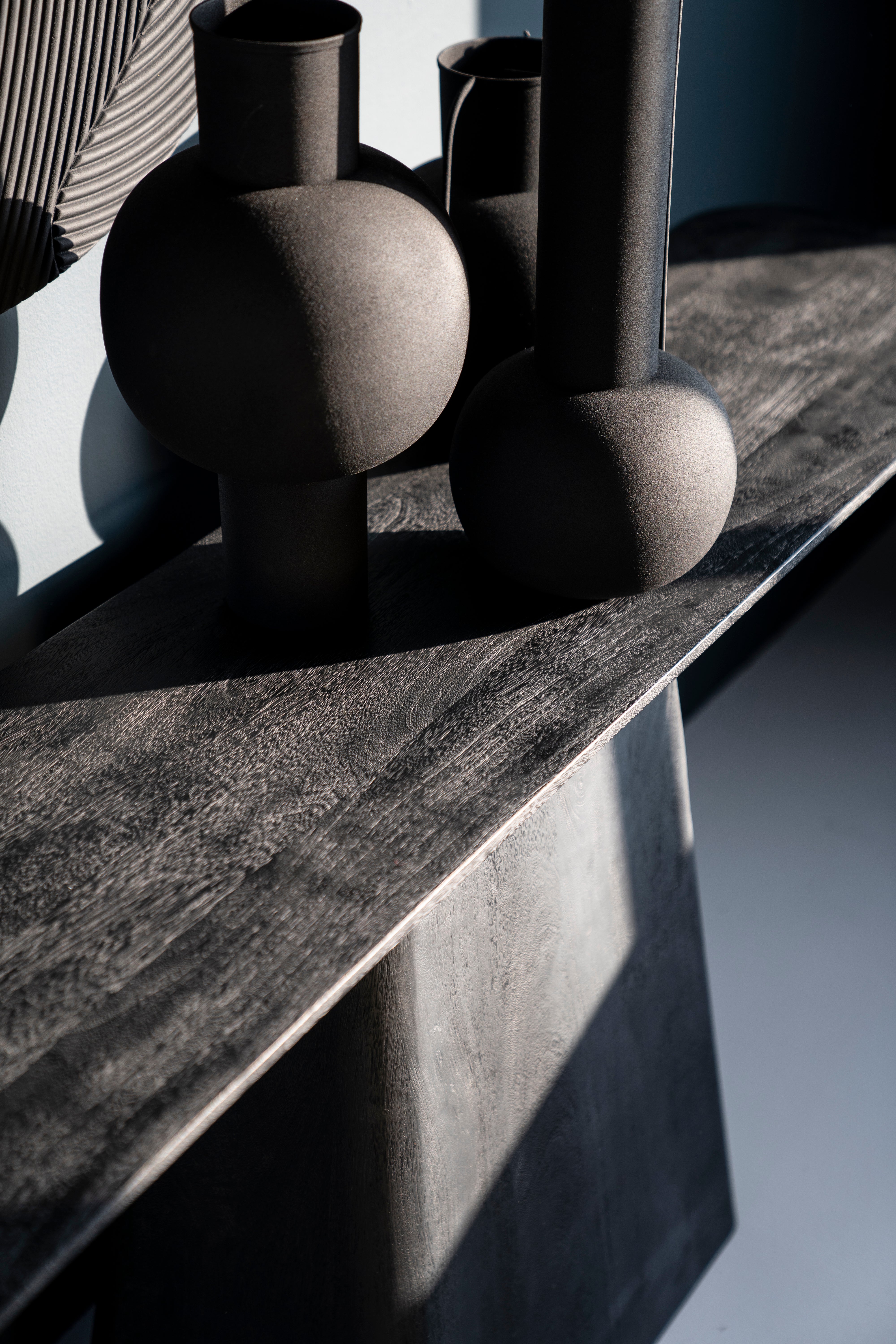 ARON Console black mango wood