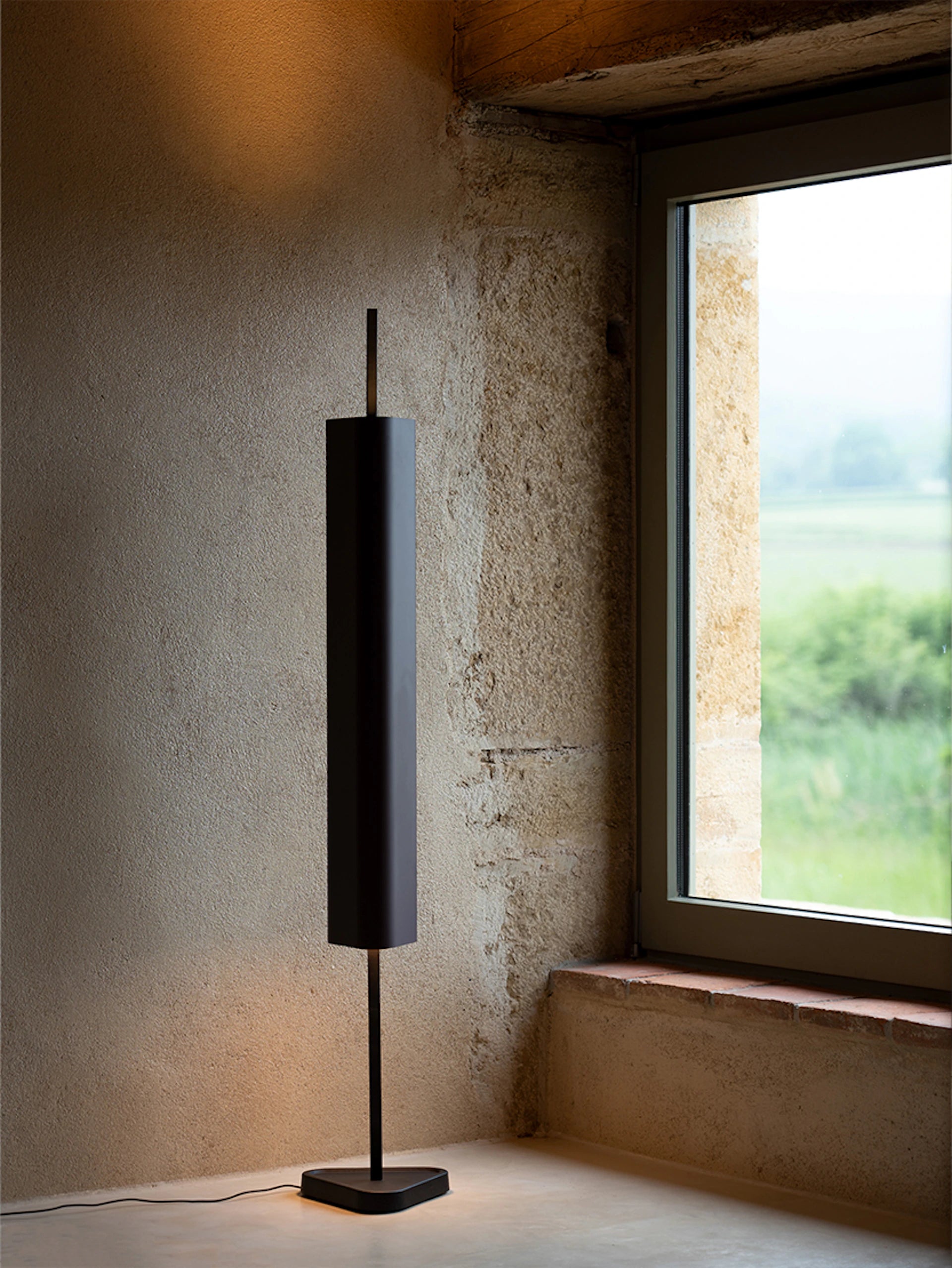 EMI Dark Blue Table Lamp with Black Base