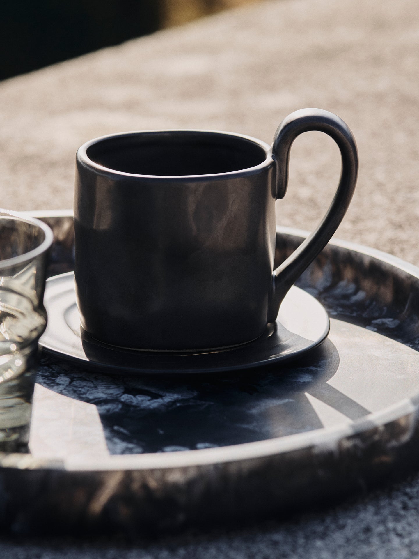 MIST TRAY black