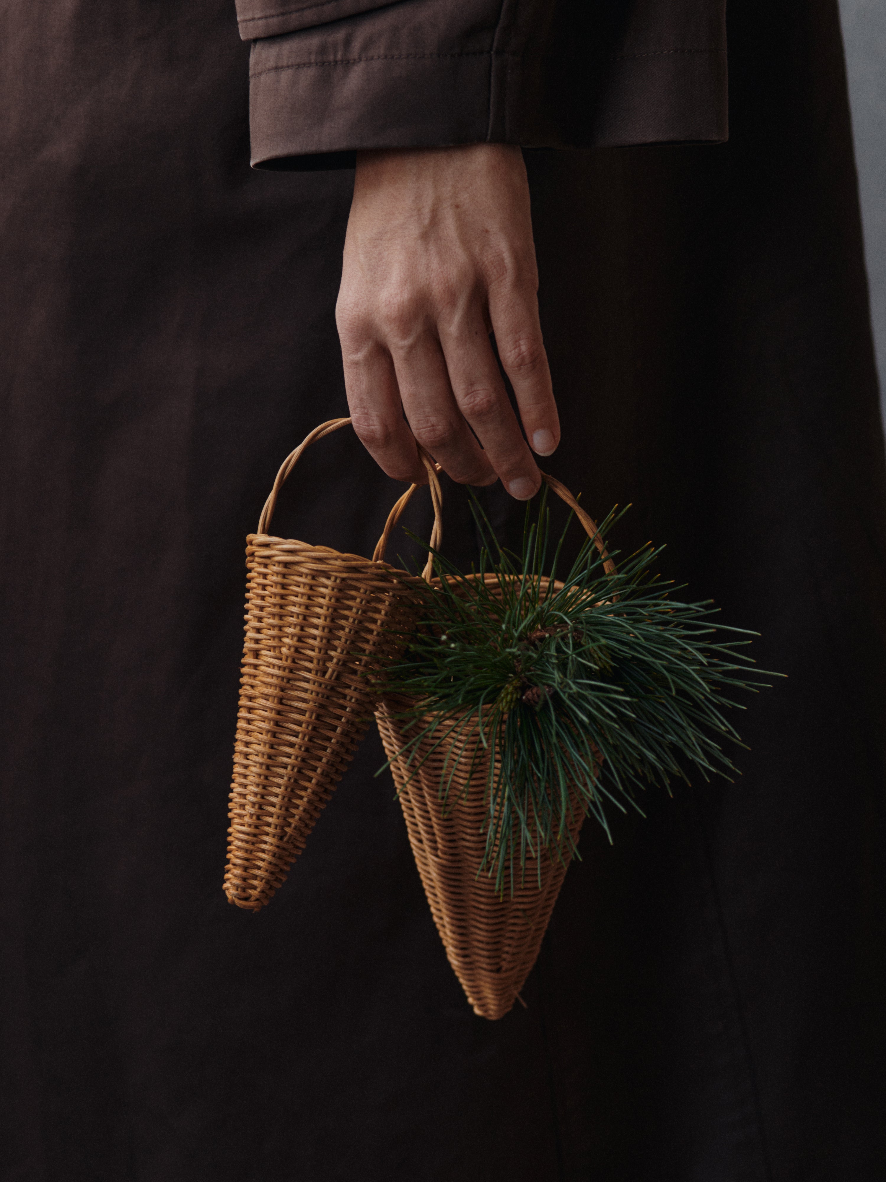 Zestaw dekoracji świątecznych BRAIDED CONES pleciony rattan – plecionka