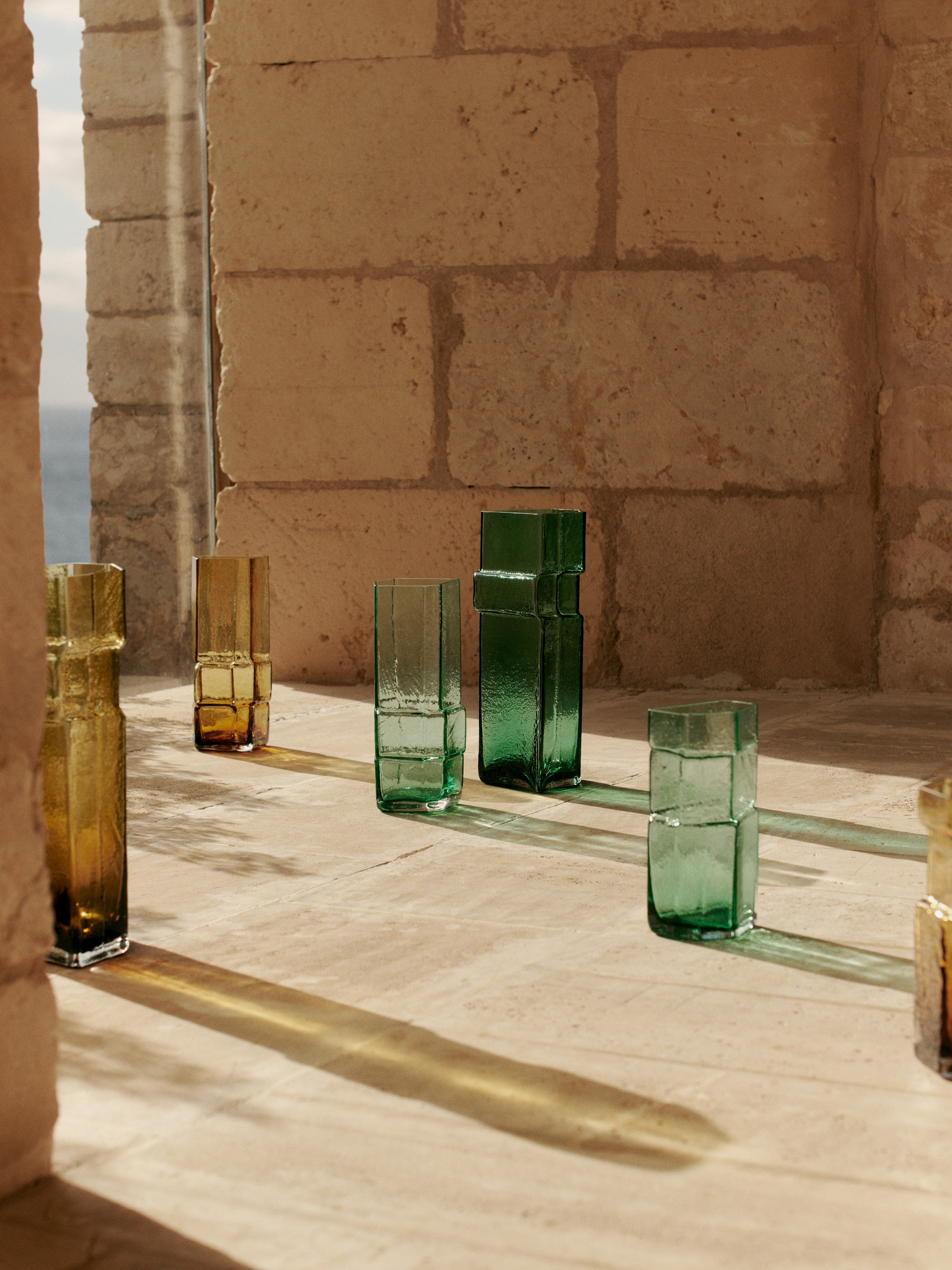 MURO TALL vase amber glass