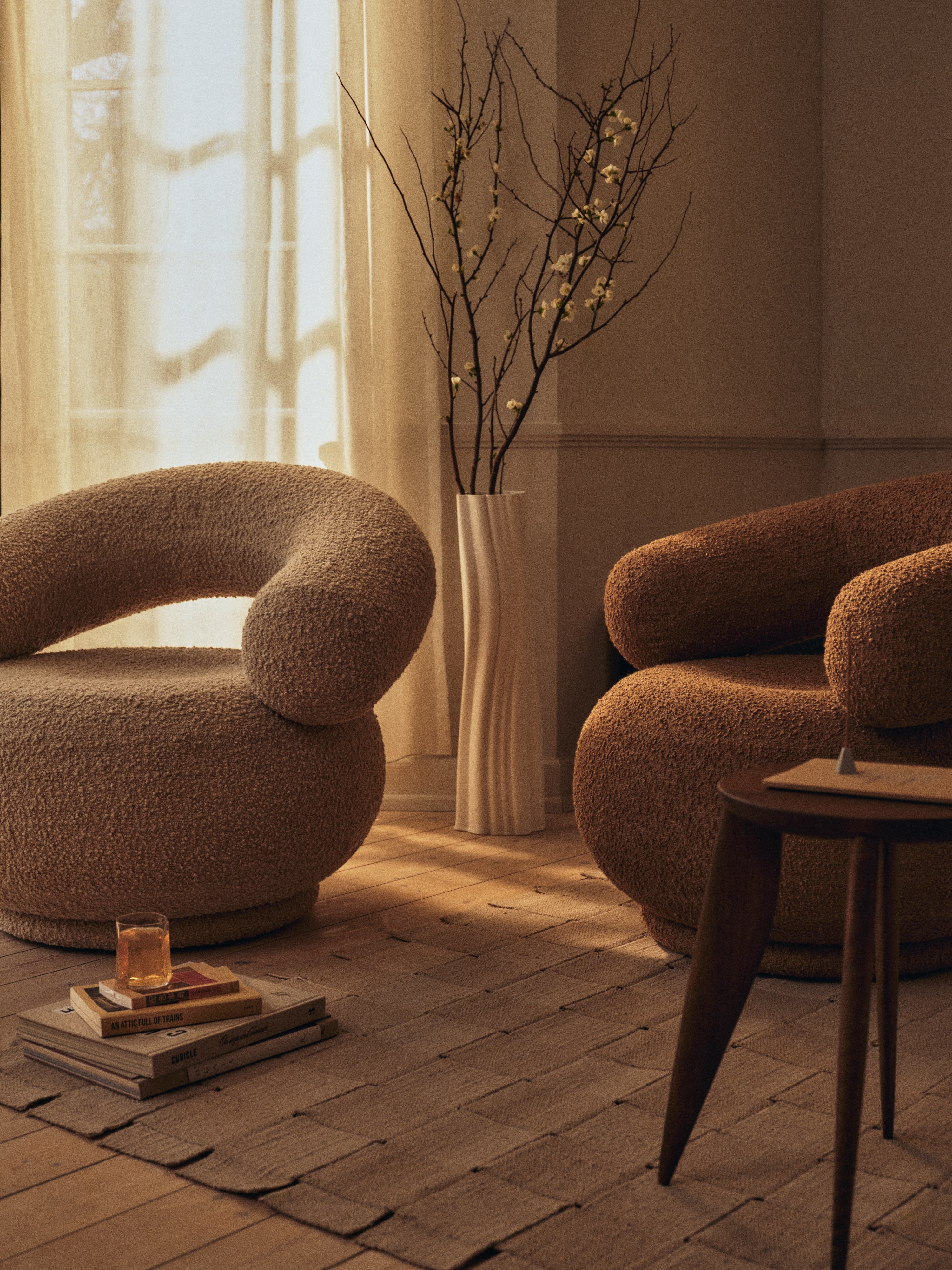 ORBO Coffee Boucle Armchair