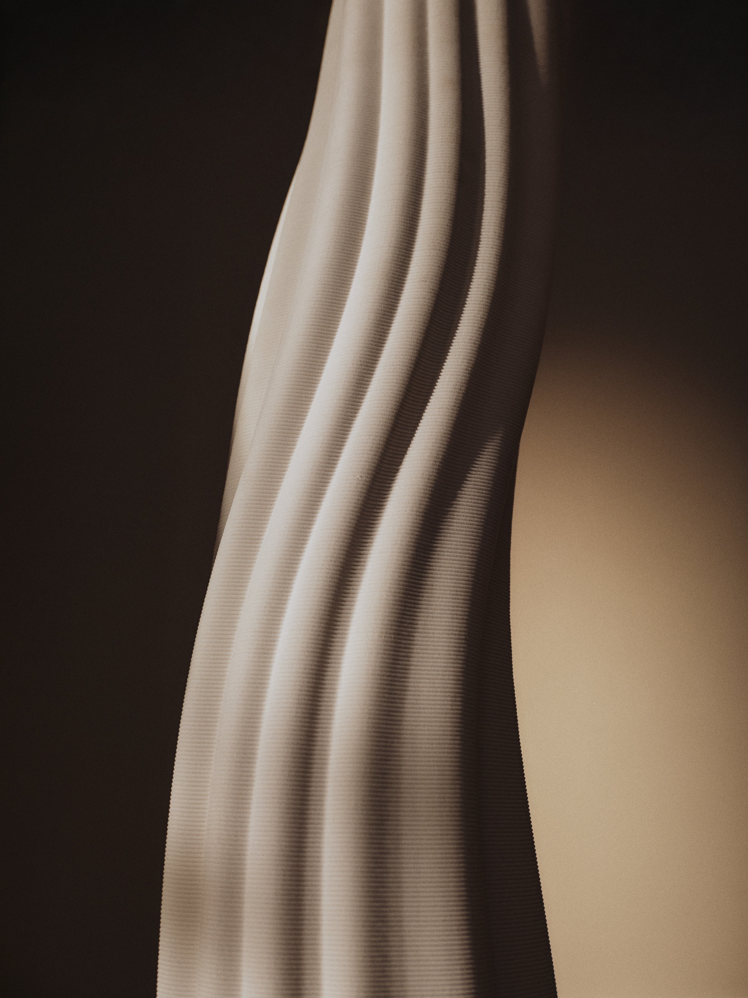 RYLITH White Stoneware Vase