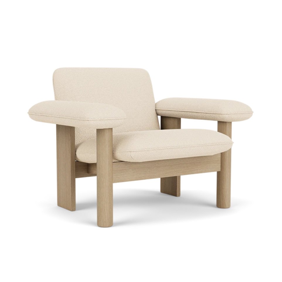 BRASILIA cream armchair with oak base