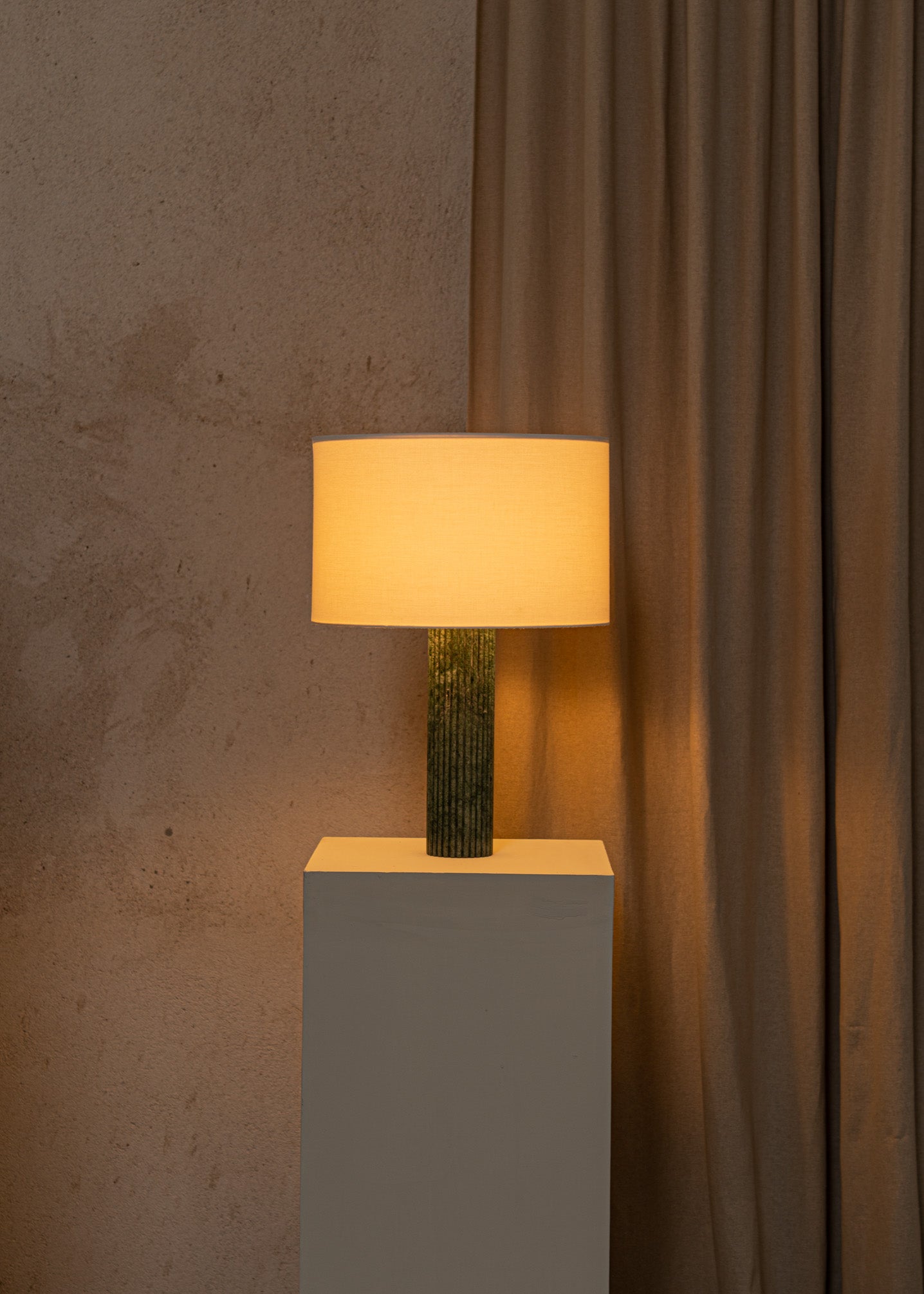 Tischlampe FLUTA grüner Marmor