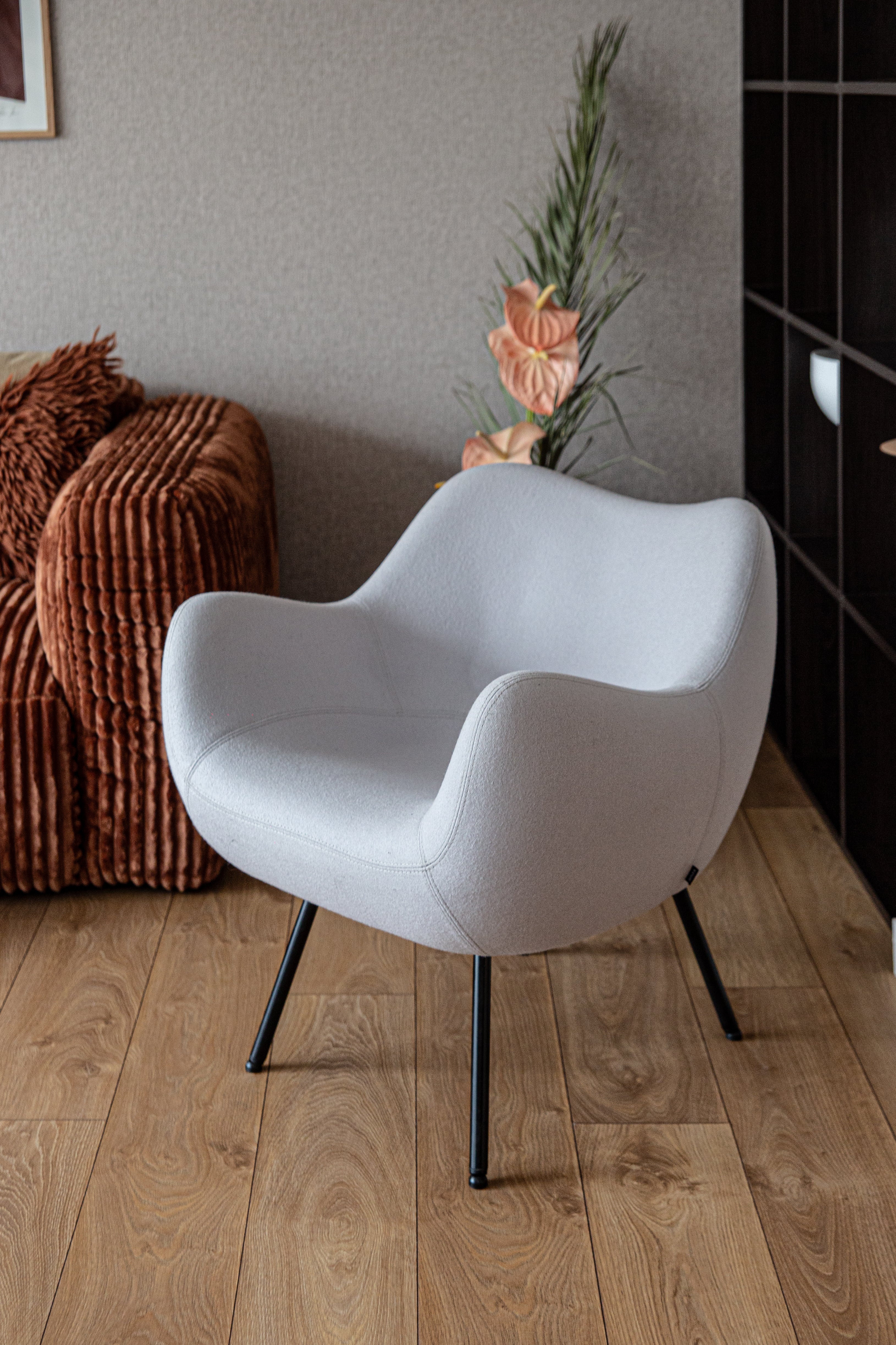 Fotel RM58 CLASSIC SOFT beżowy - poekspozycyjny – Vzór