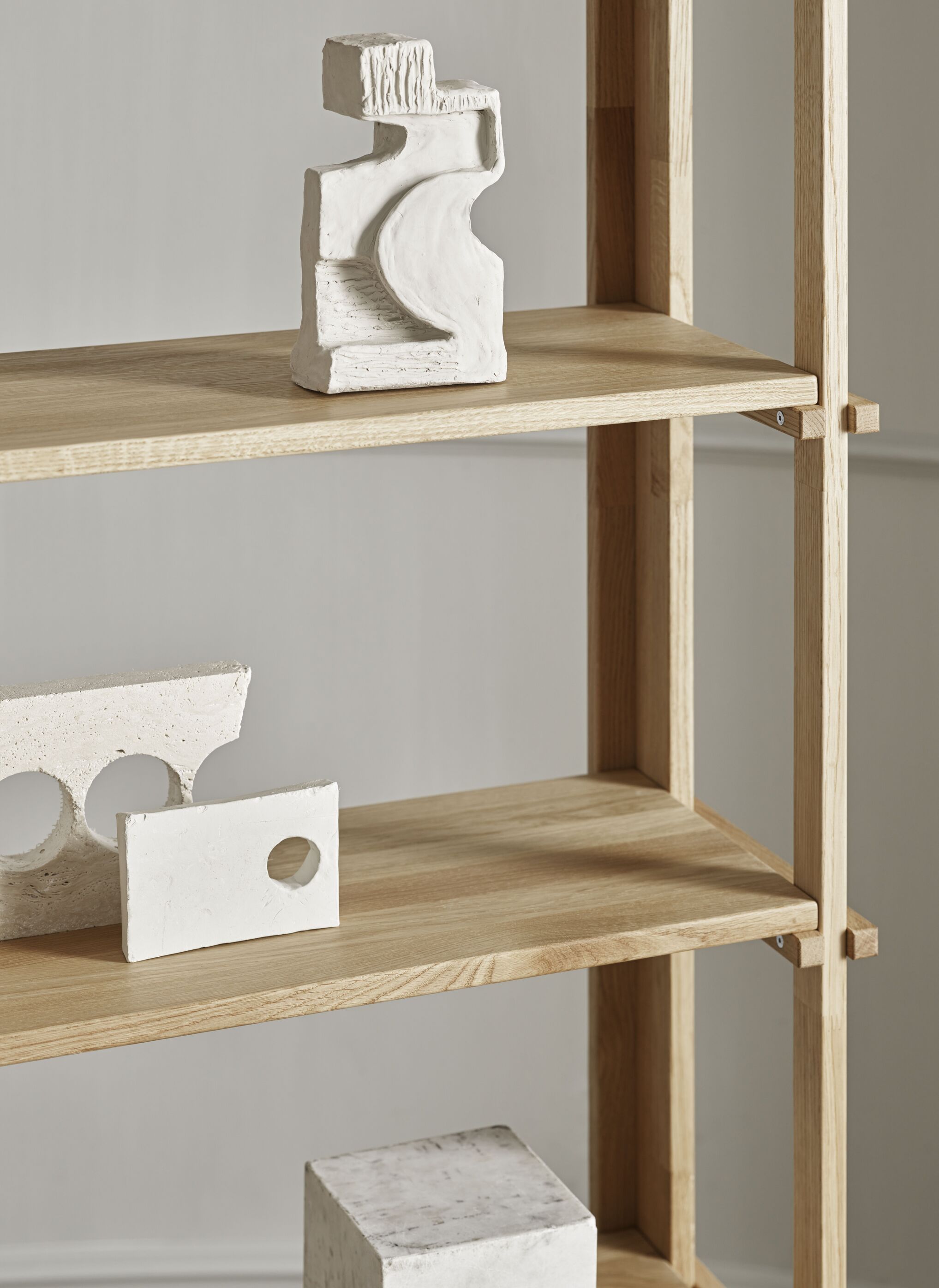 Ein Rack mit Schubladen Friedman Eiche Holz