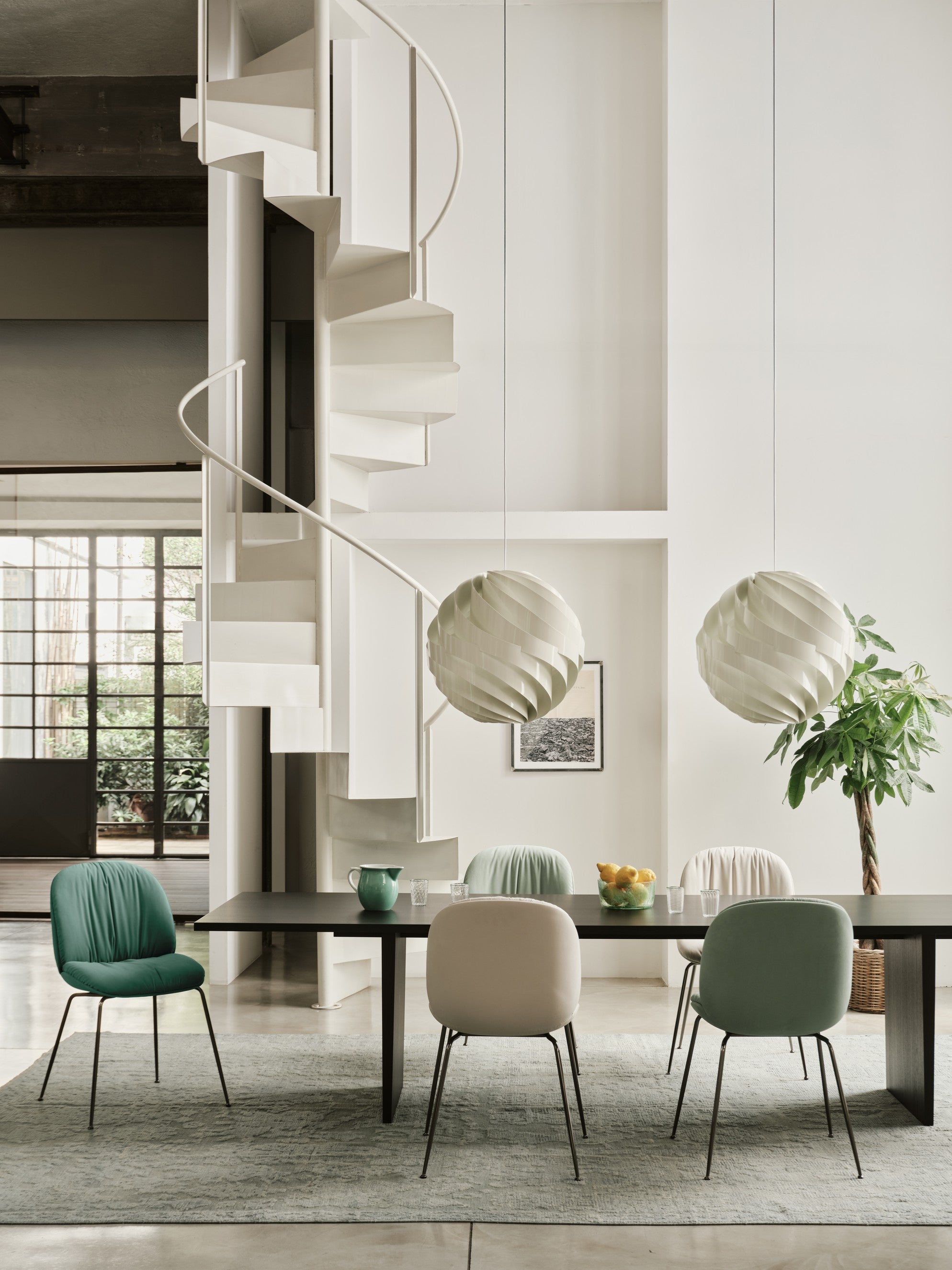 BEETLE SOFT upholstered chair with a brass base