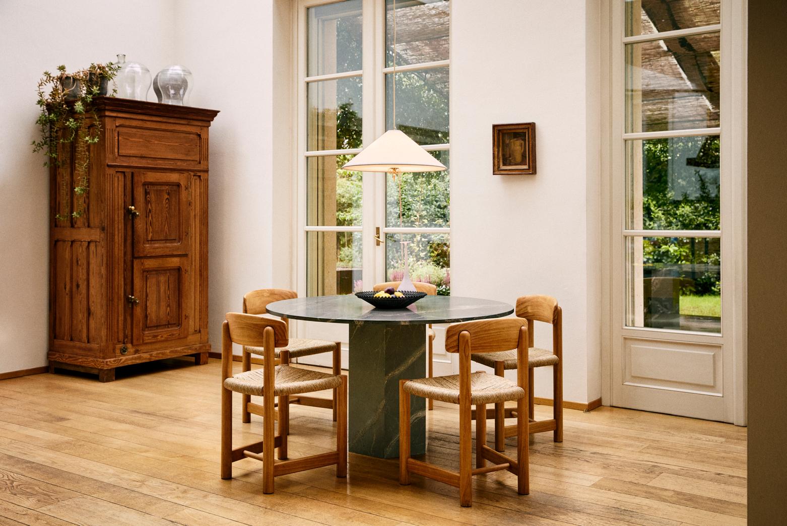 DAUMILLER chair in black pine wood with woven seat