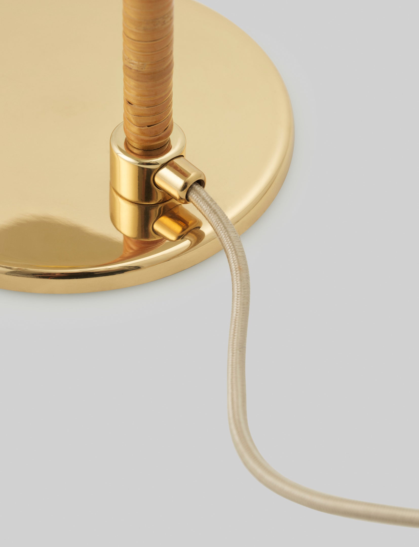 Tischleuchte 5321 Messing poliert
