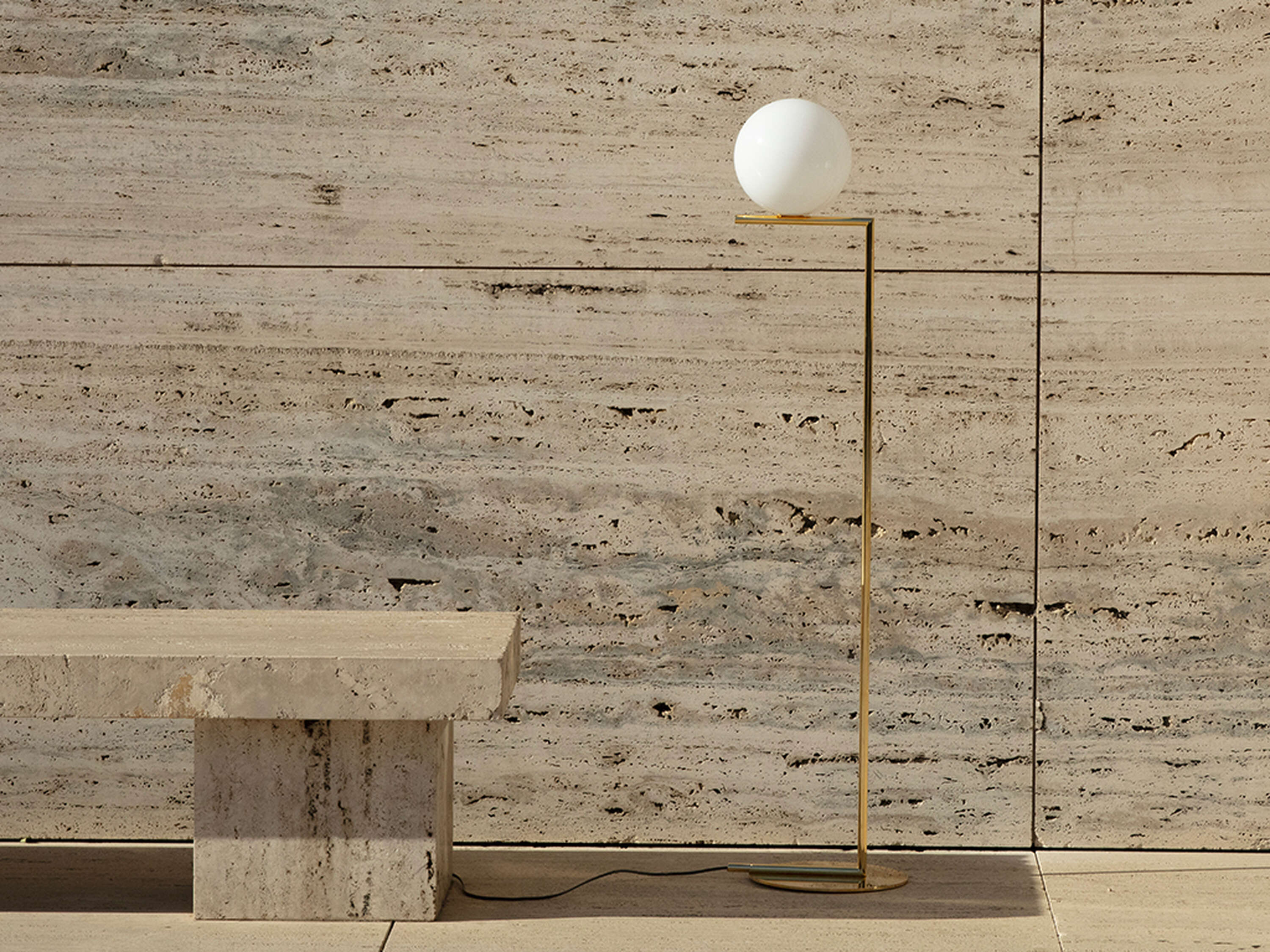 Stehlampe IC LIGHTS 10. JAHRESTAG gold