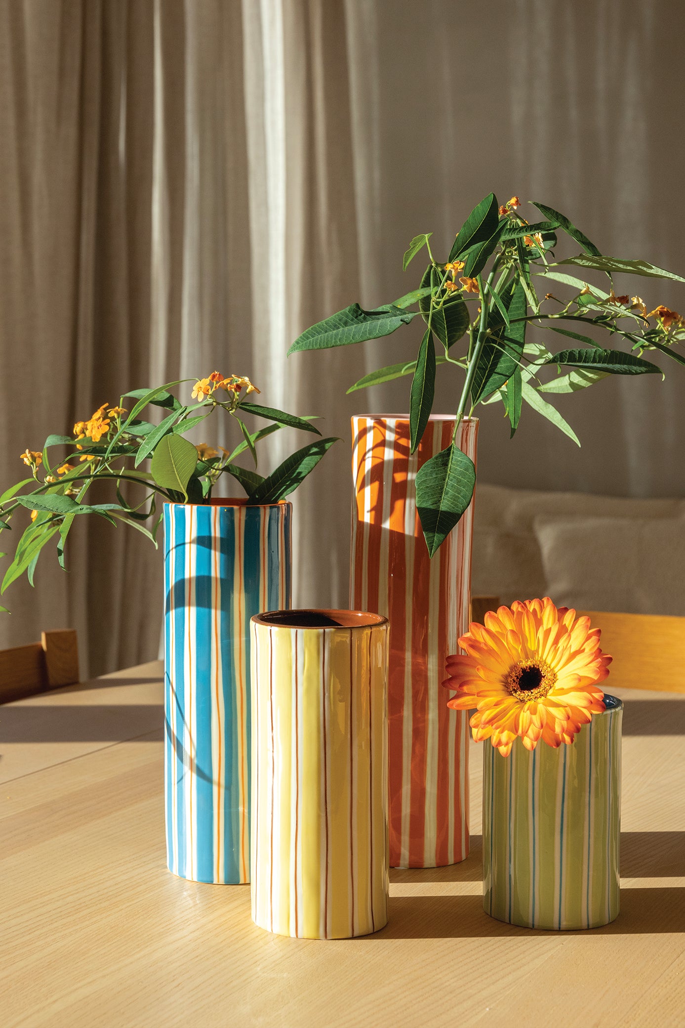 Vase RAY orange mit Weiß und Rosa