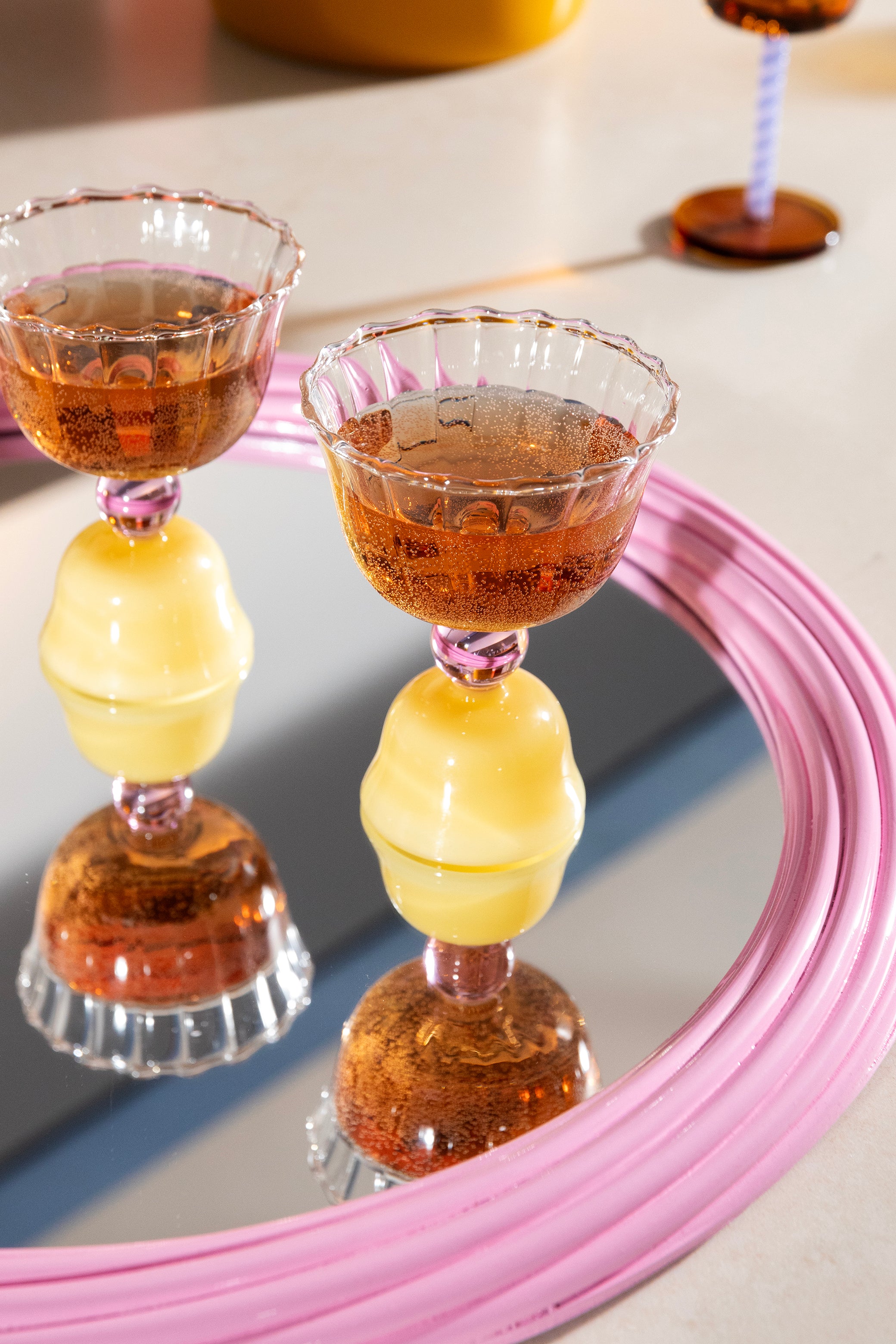 Set of Glass Tulip Glasses Yellow with Pink