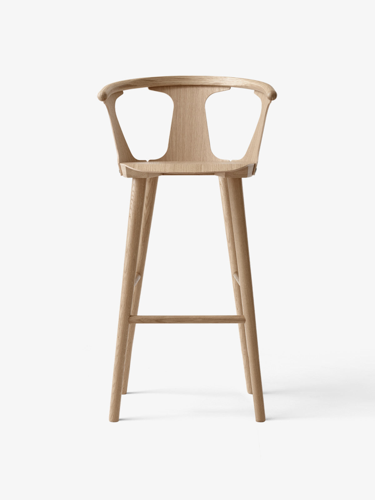 Hocker IN BETWEEN geölte Eiche