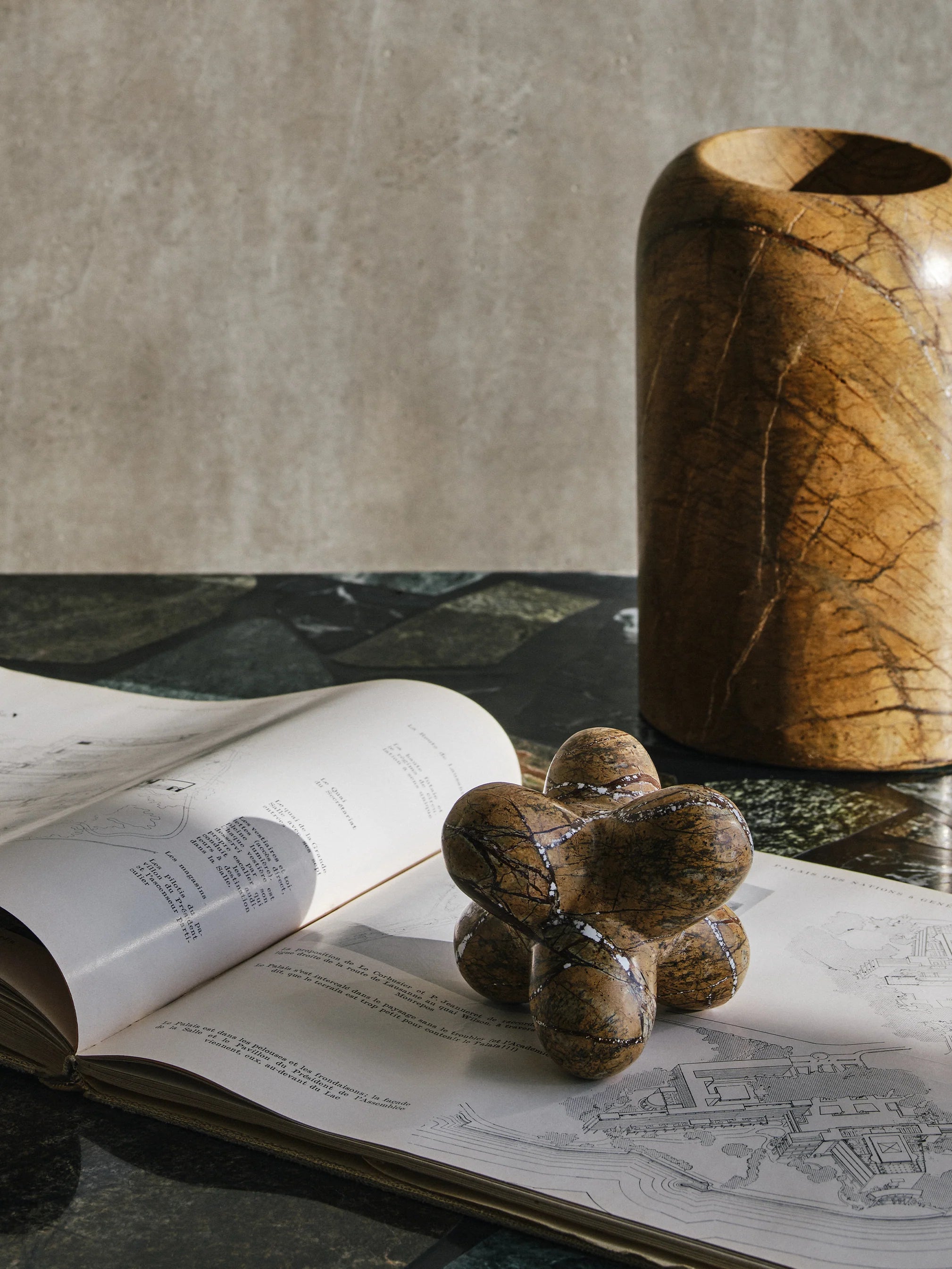 Dekoration JACK brauner Marmor Wald
