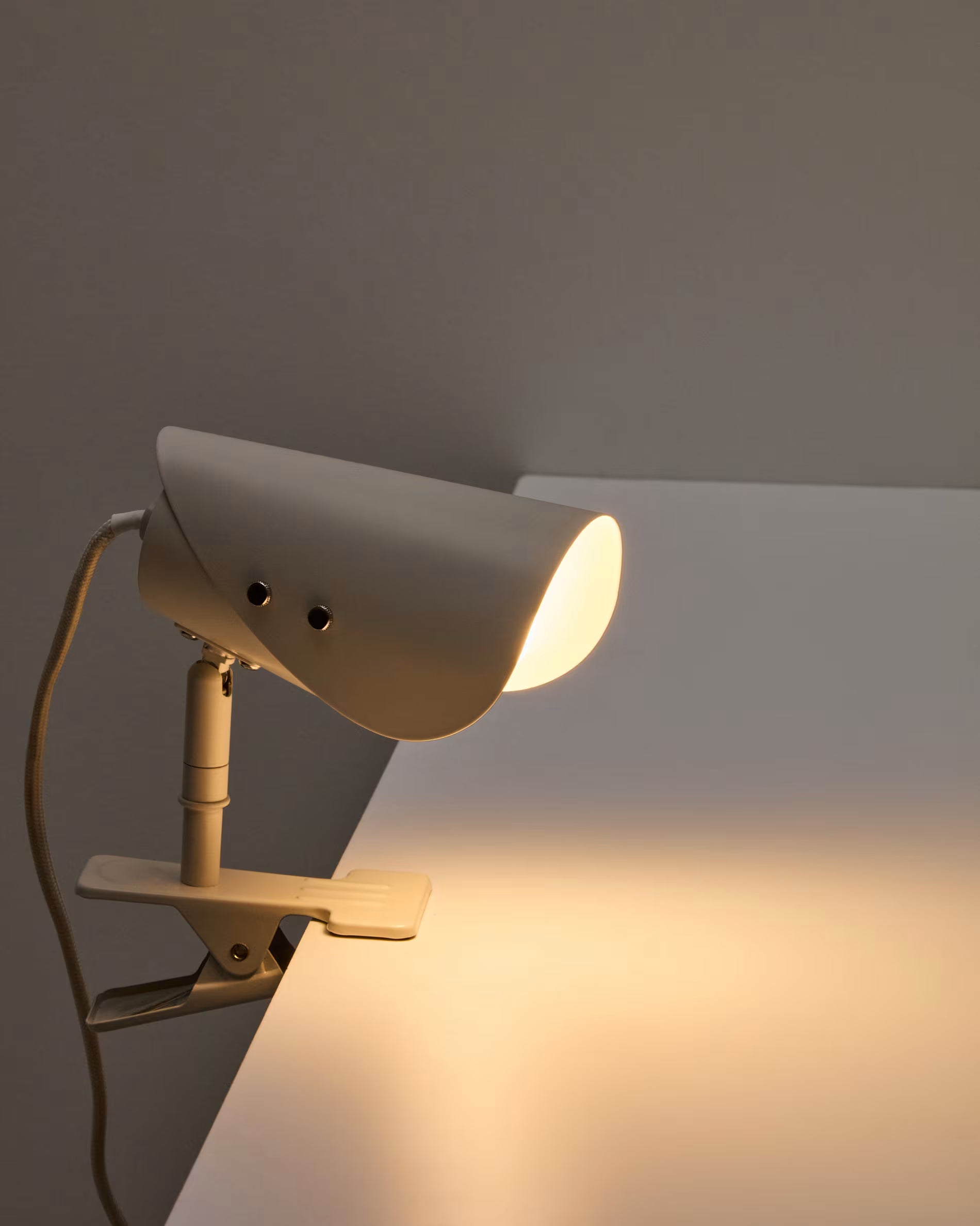 Schreibtischlampe mit Klemme JULA grau