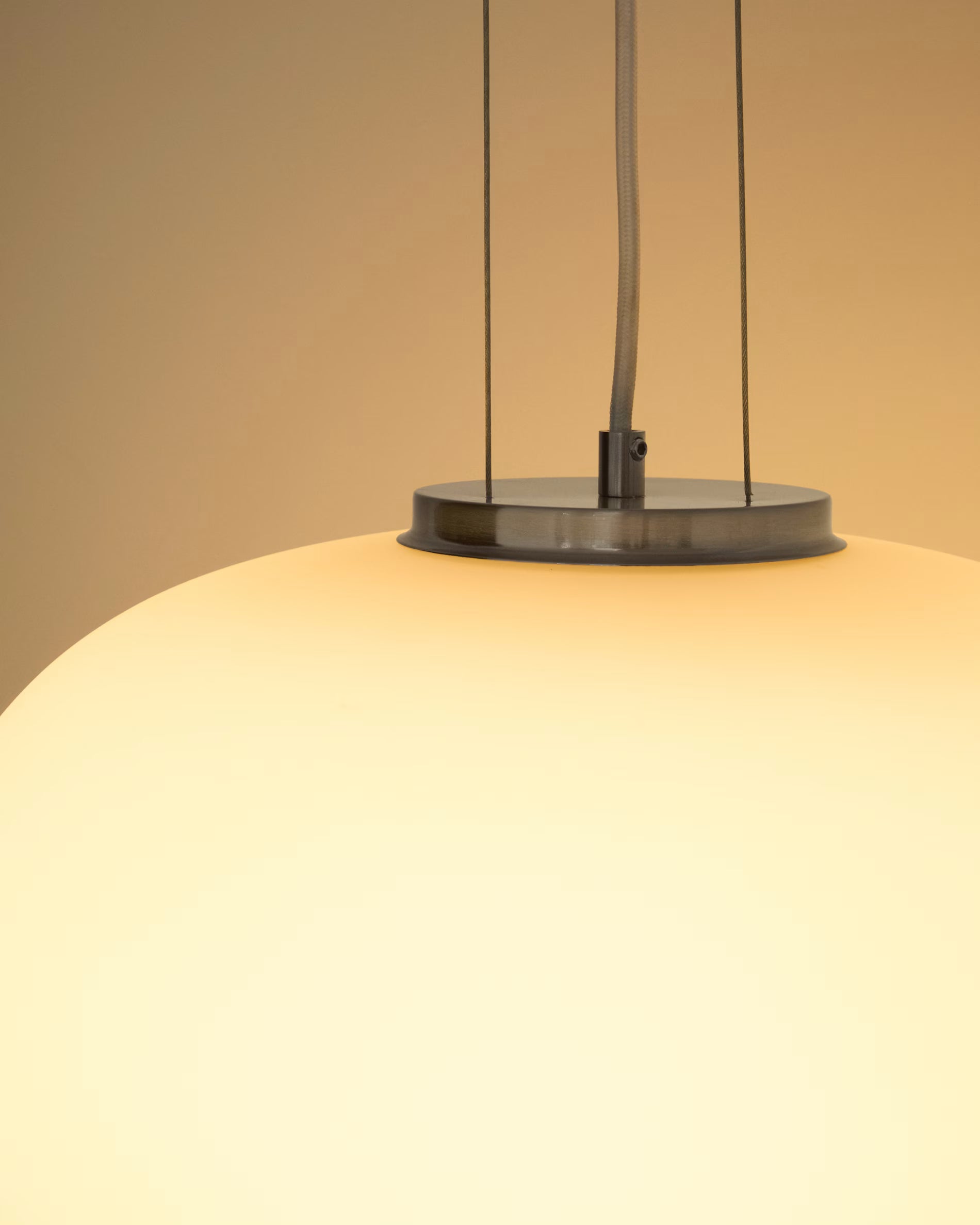ARDALI White Pendant Lamp
