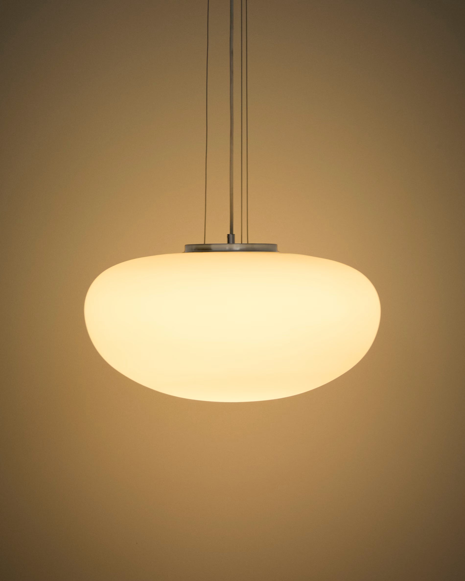 ARDALI White Pendant Lamp