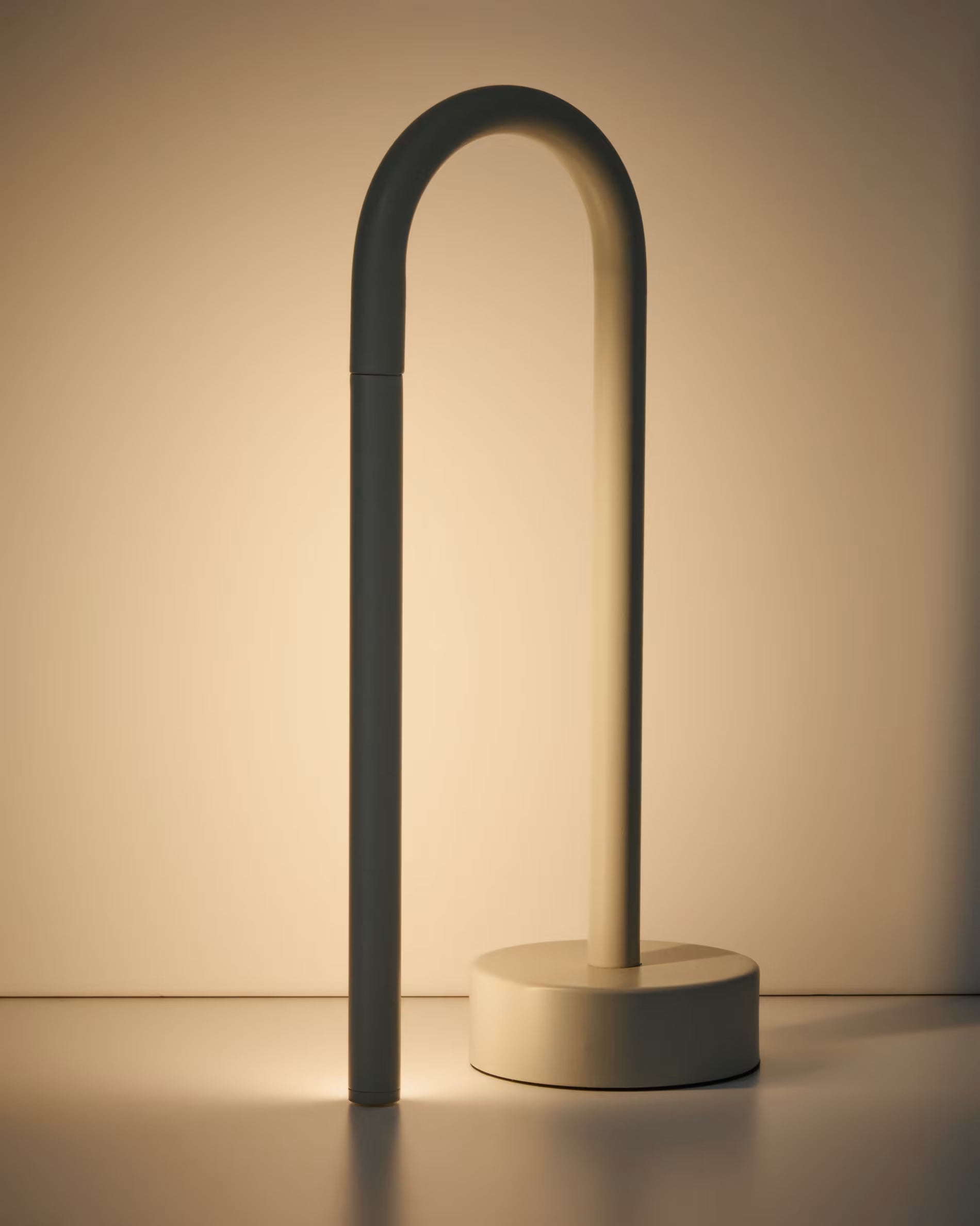 Tragbare Lampe BOW hellgrau