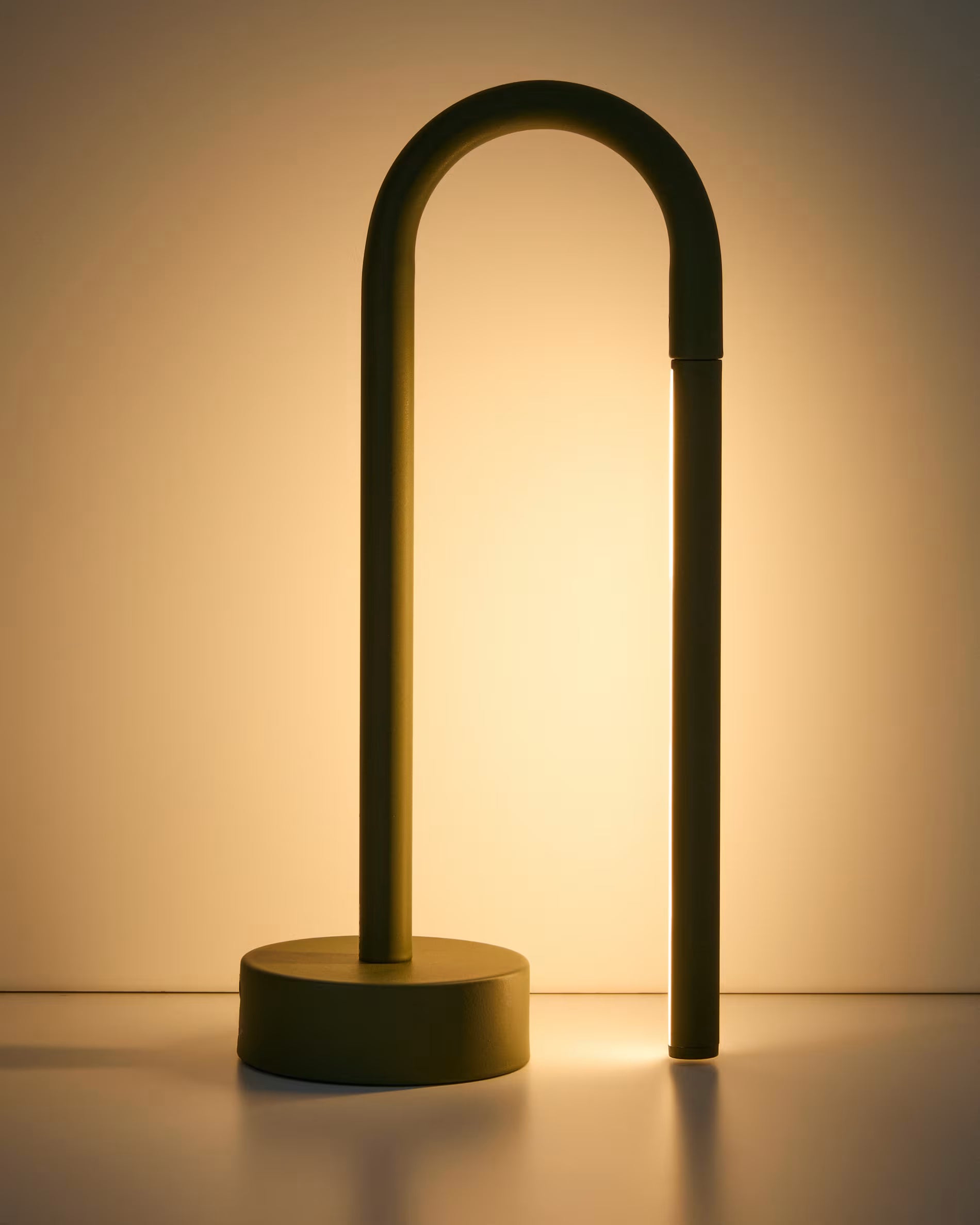 Tragbare Lampe BOW olivgrün